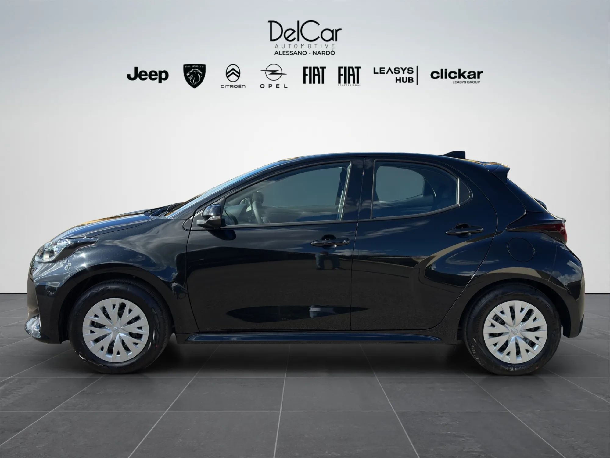Toyota Yaris Full Hybrid MY26 115 Cv 2026 — foto 3 di 19