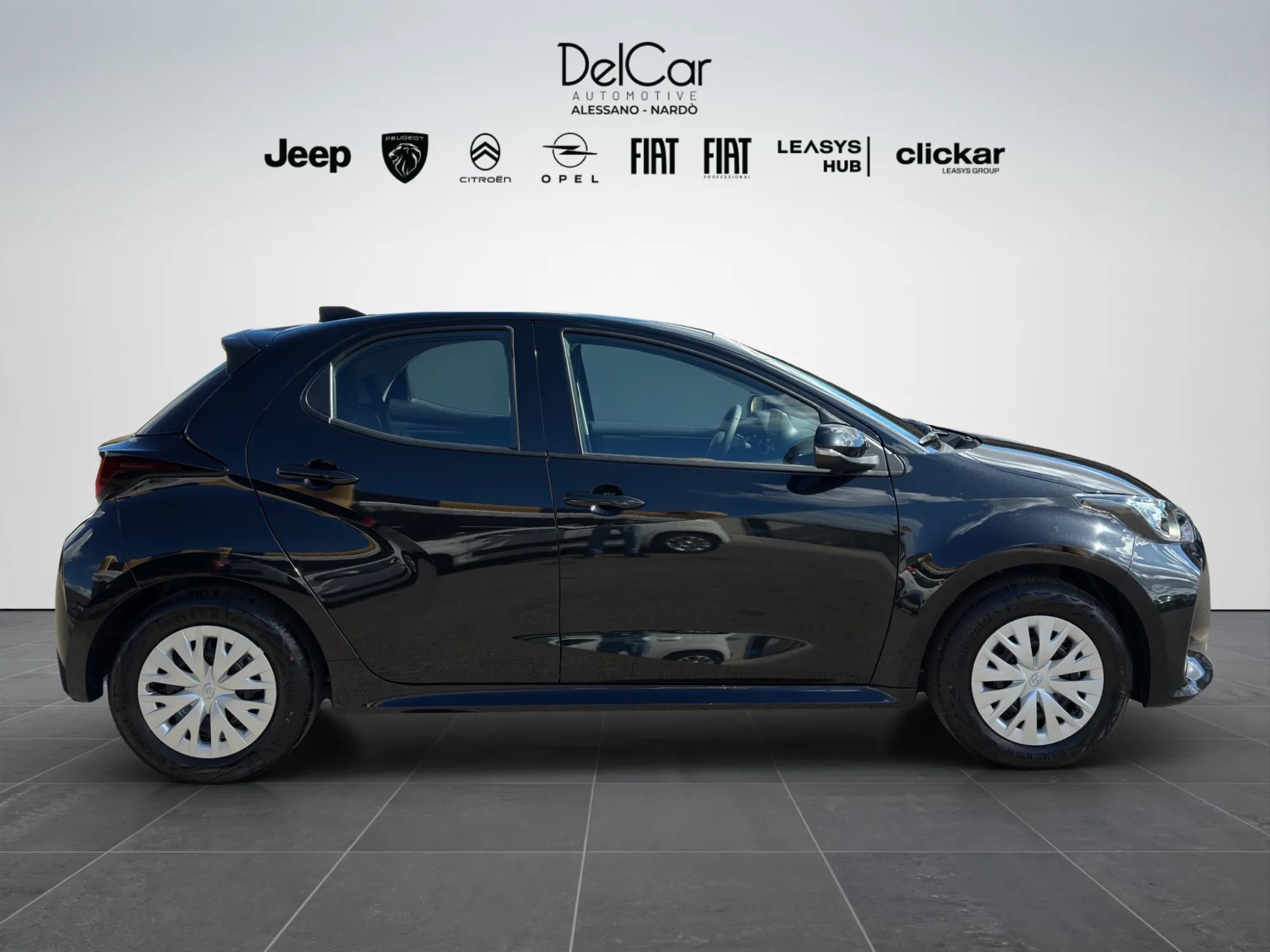 Toyota Yaris Full Hybrid MY26 115 Cv 2026 — foto 7 di 19