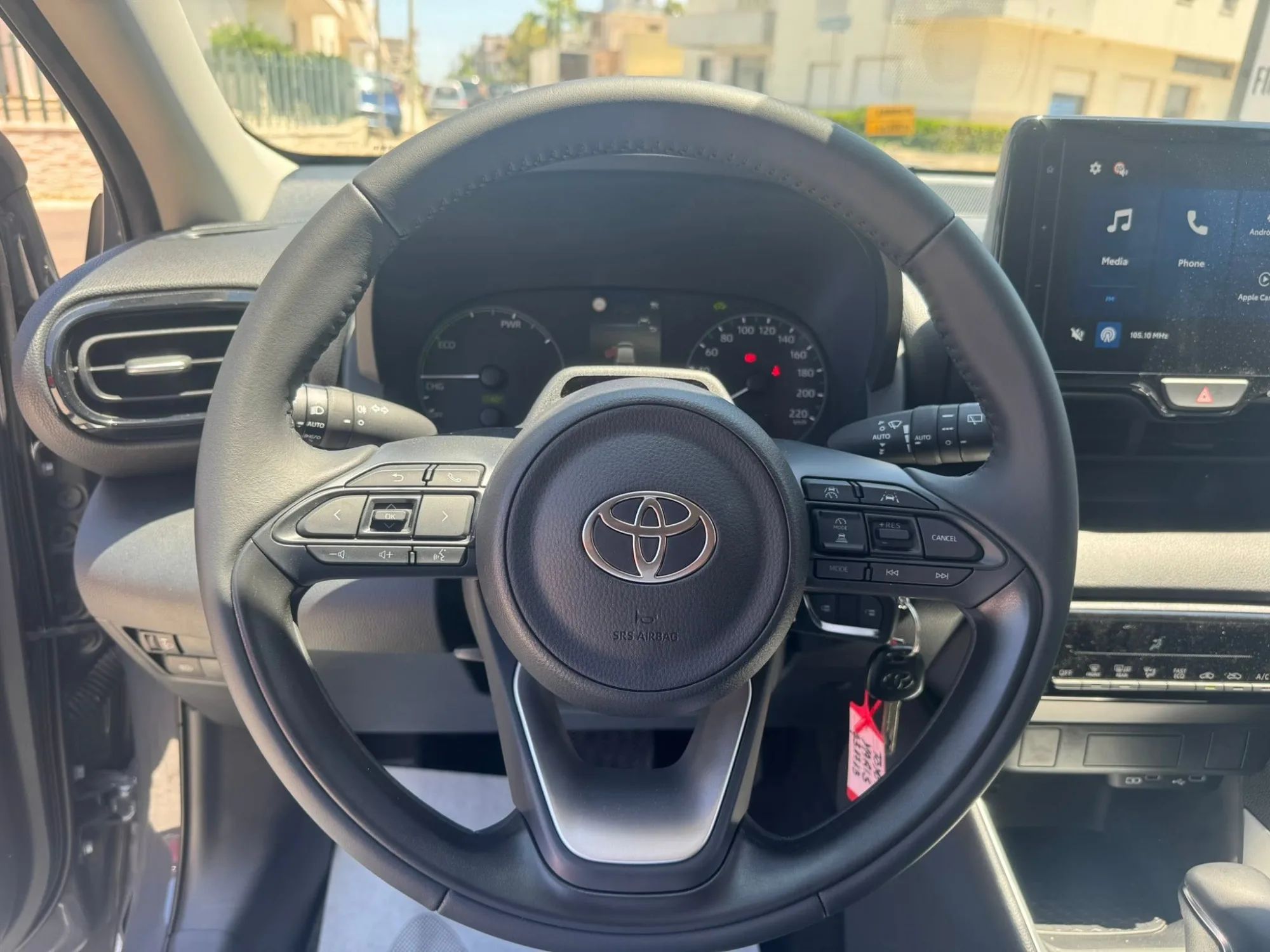 Toyota Yaris Full Hybrid MY26 115 Cv 2026 — foto 7 di 14