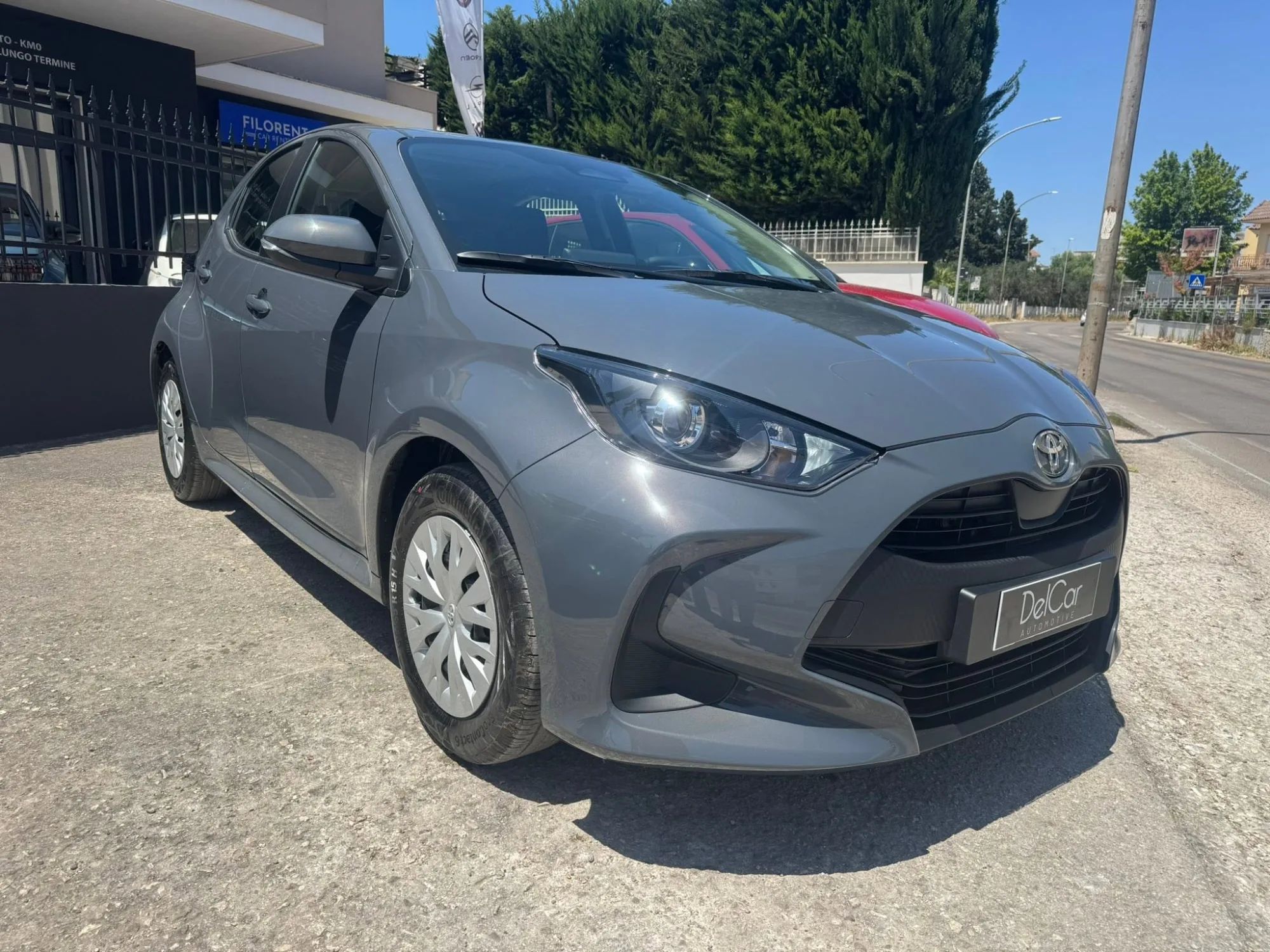 Toyota Yaris Full Hybrid MY26 115 Cv 2026 — foto 2 di 14