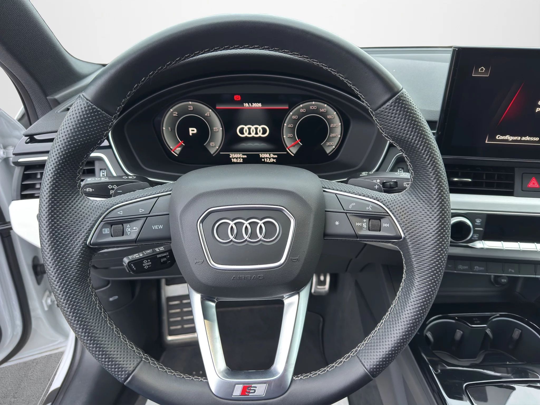 Audi A4 Avant 40 TDI 2.0 MHEV QUATTRO S LINE S-TRONIC 2024 — foto 10 di 23
