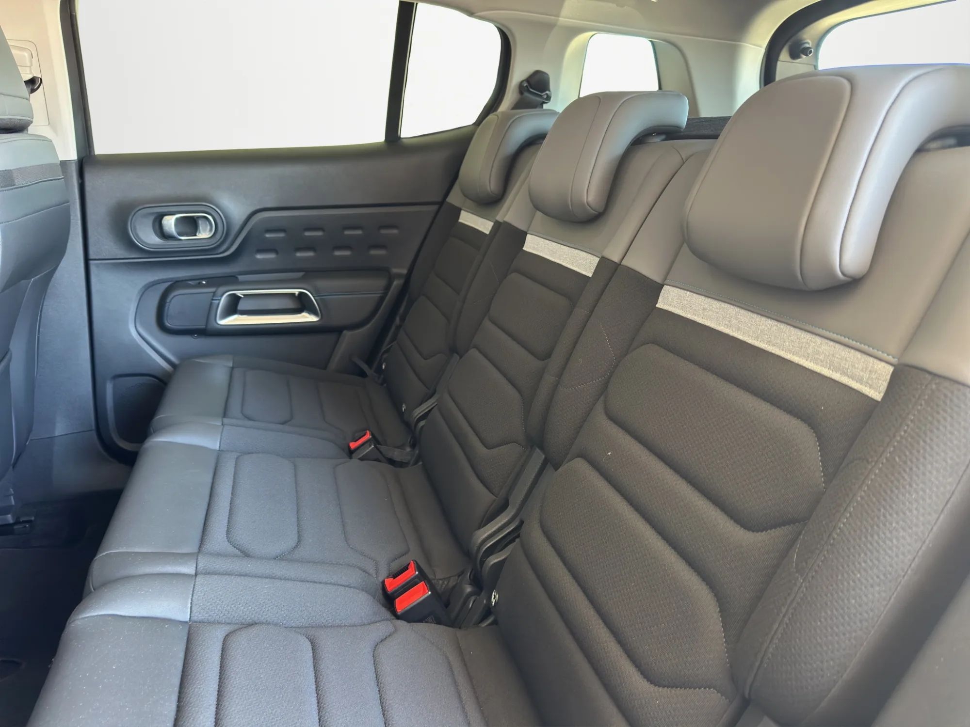 Citroën C5 AIR CROSS 1.5 BlueHDI 130 Cv. EAT8 Feel Pack 2023 — foto 13 di 23