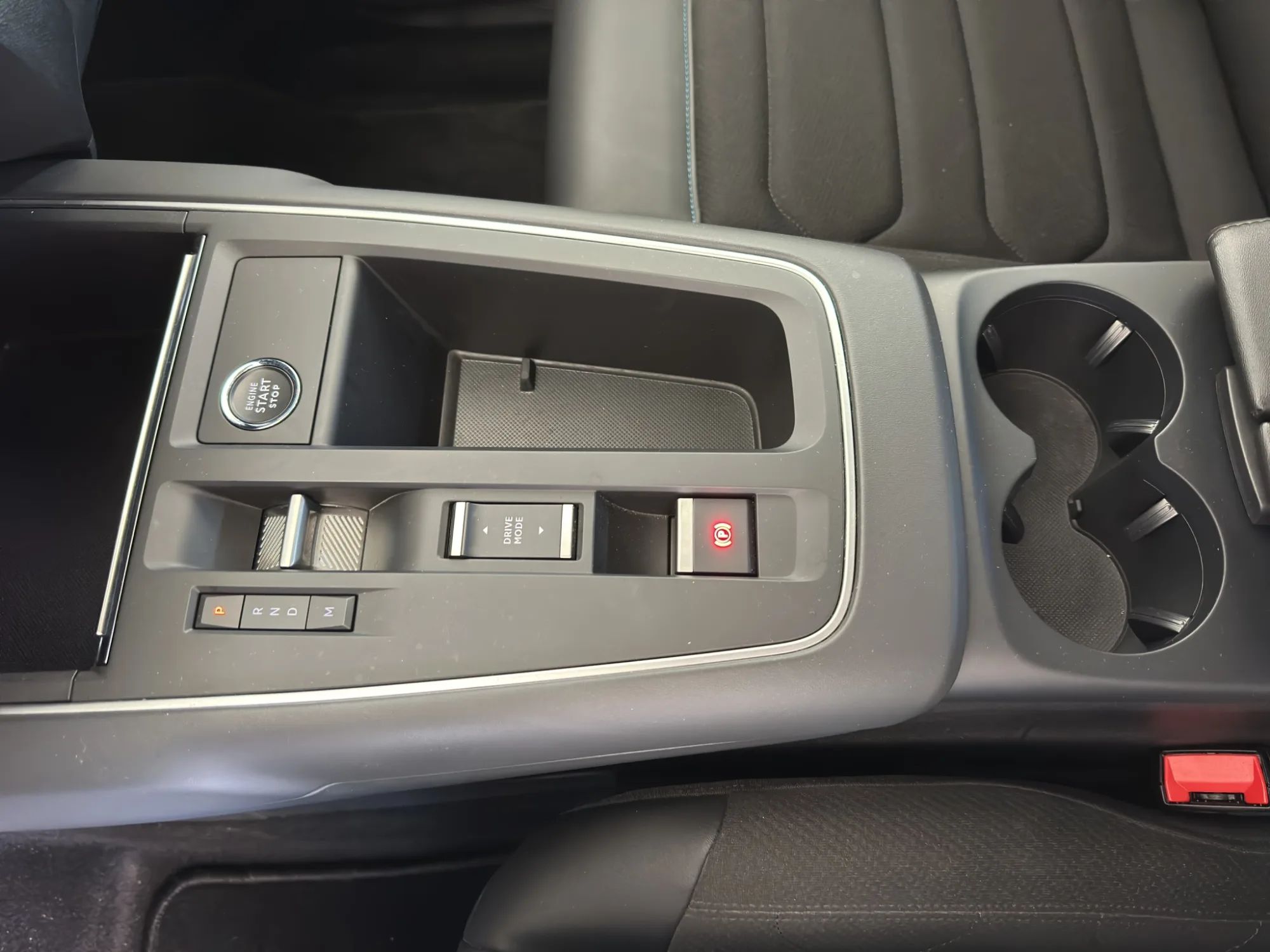 Citroën C5 AIR CROSS 1.5 BlueHDI 130 Cv. EAT8 Feel Pack 2023 — foto 17 di 23