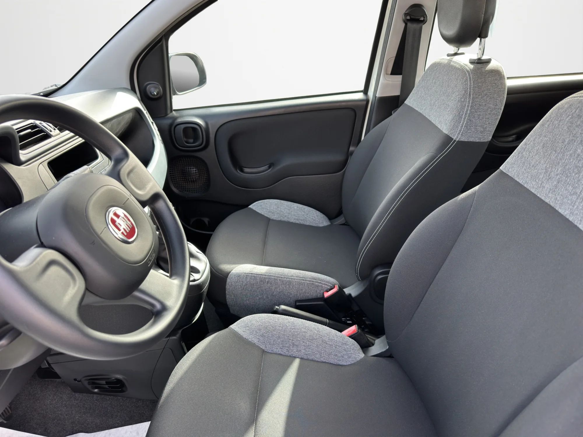 Fiat Panda 1.0 70 Cv. Hybrid 2021 — foto 9 di 19