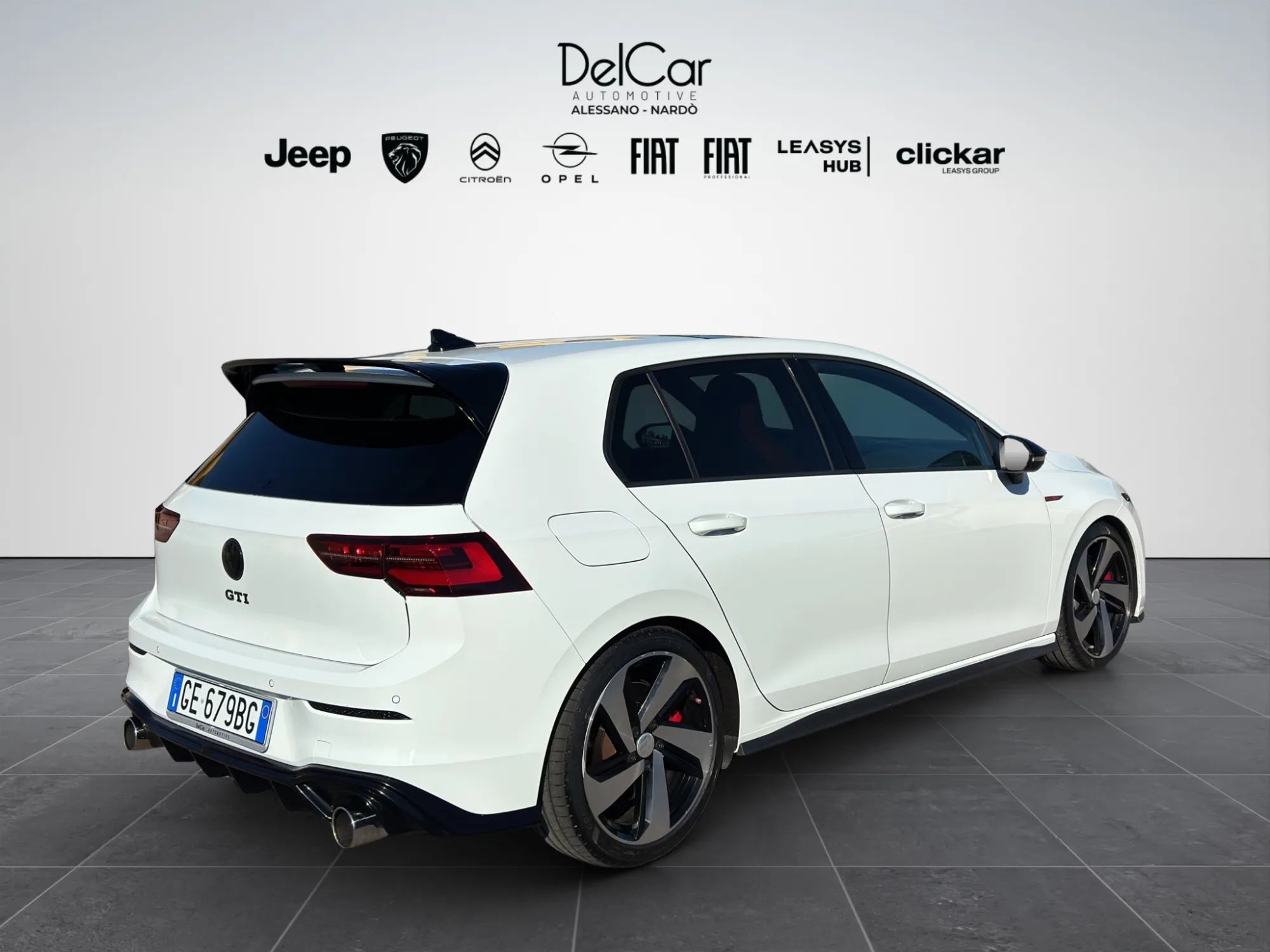 Volkswagen Golf VIII 2.0 245 Cv. TSI DSG GTI 2021 — foto 6 di 25