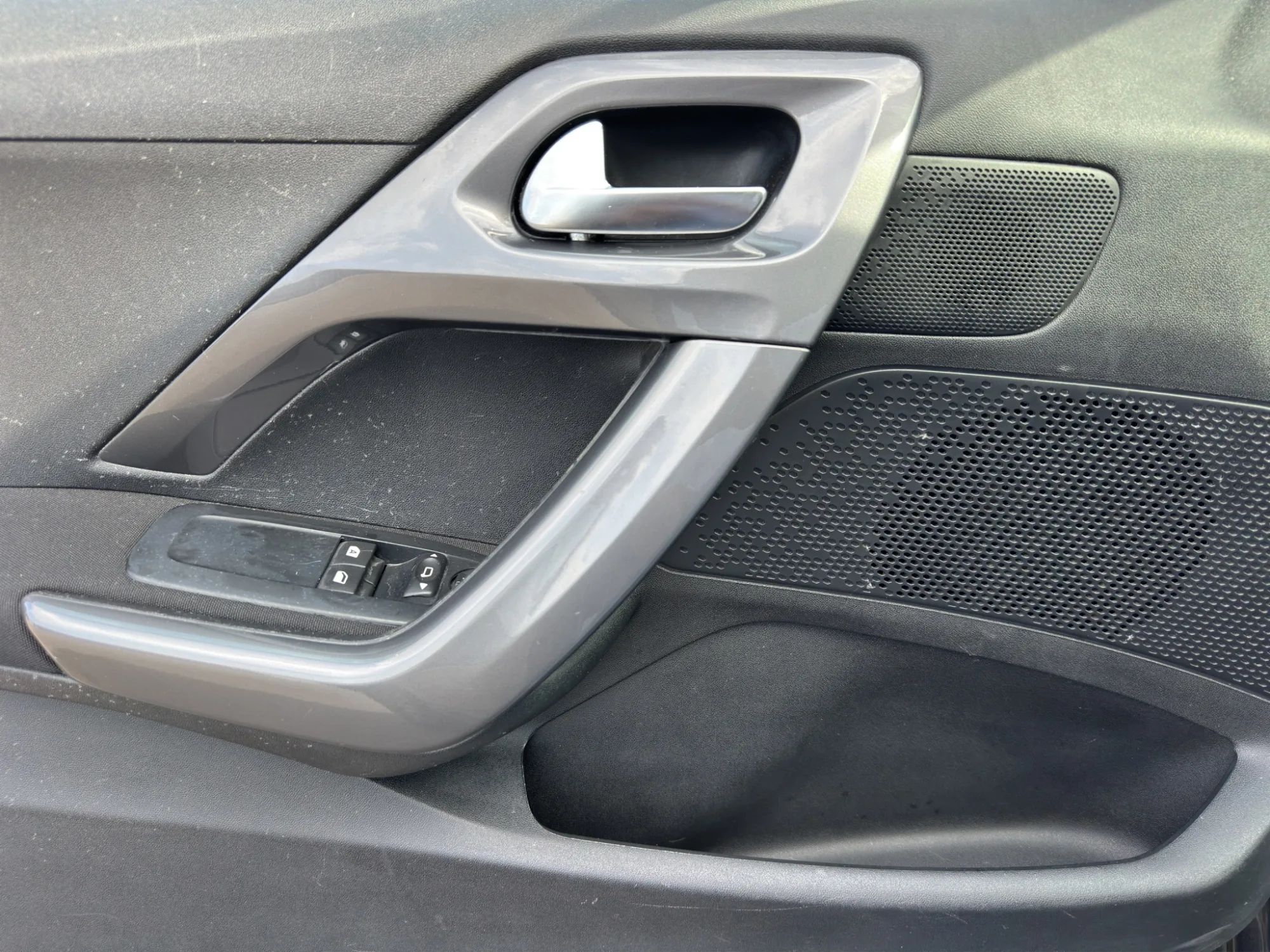 Peugeot 2008 1.5 100 Cv BlueHDI Active 2019 — foto 12 di 20