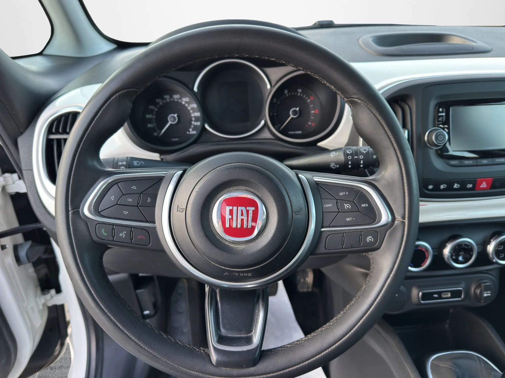 Fiat 500L 1.3 Mjt 95 Cv. Urban 2019 — foto 8 di 19