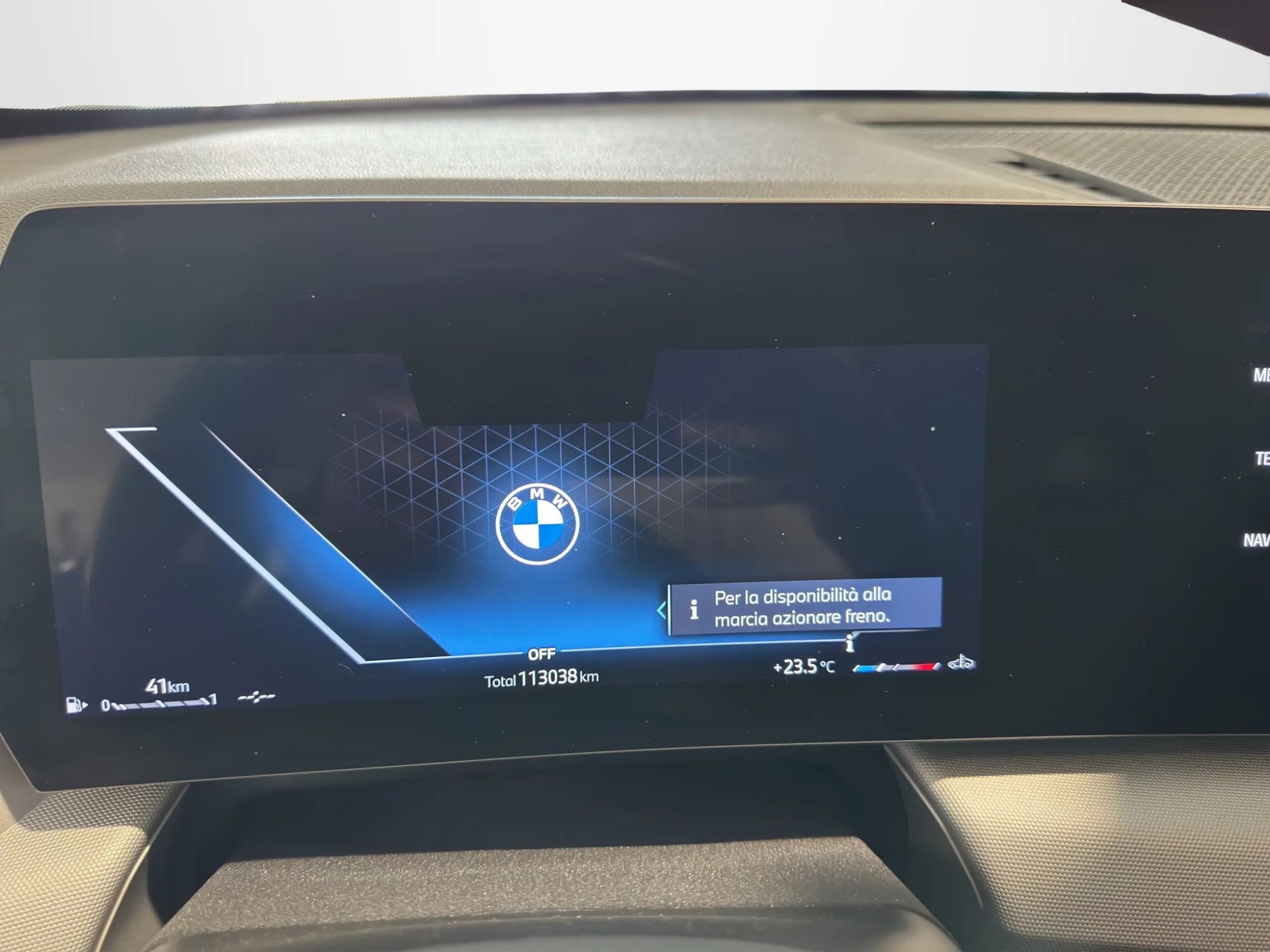 BMW X1 sDrive 18d 2.0 150 Cv. Business Advantage 2024 — foto 11 di 23