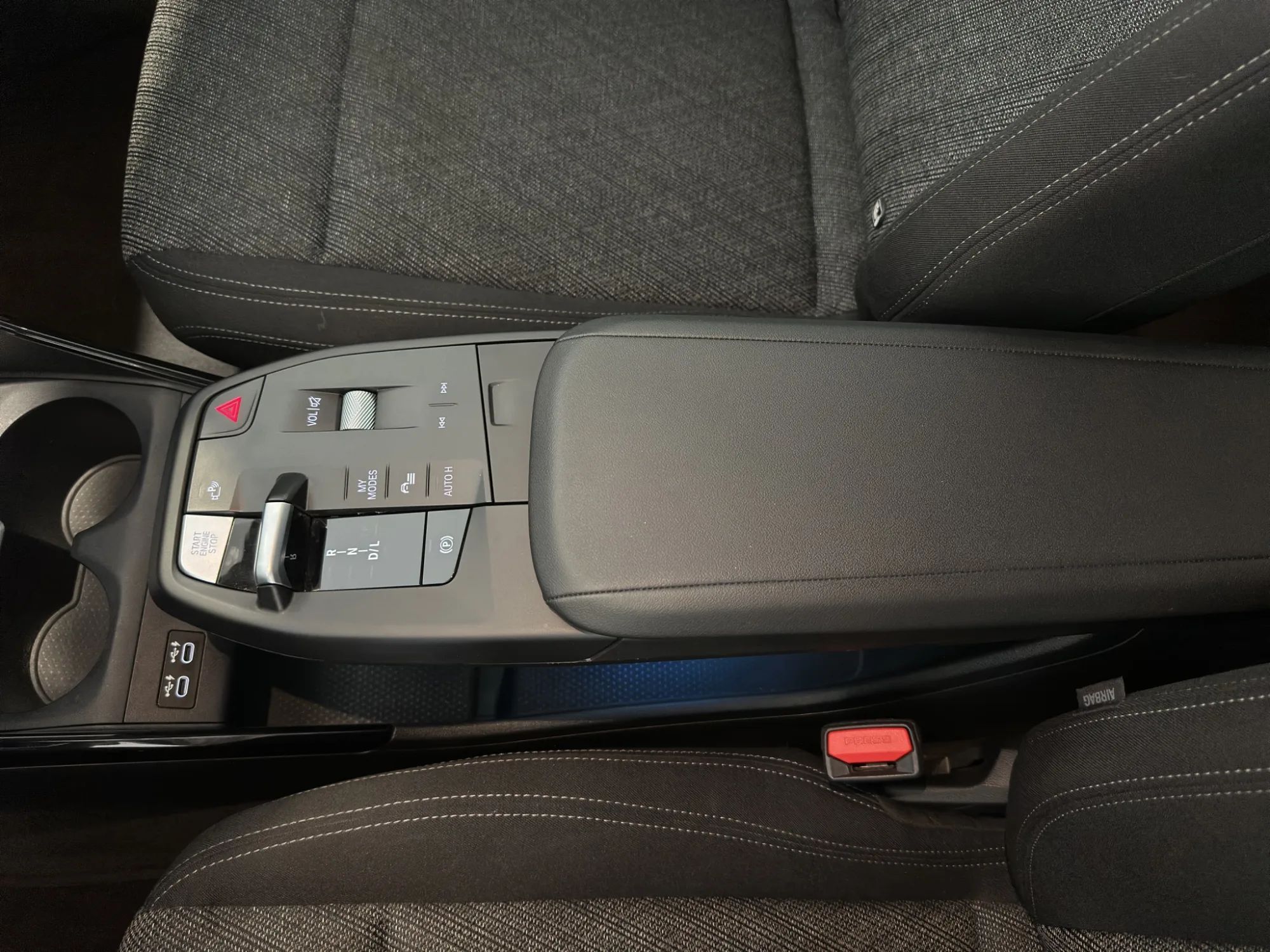 BMW X1 sDrive 18d 2.0 150 Cv. Business Advantage 2024 — foto 17 di 23