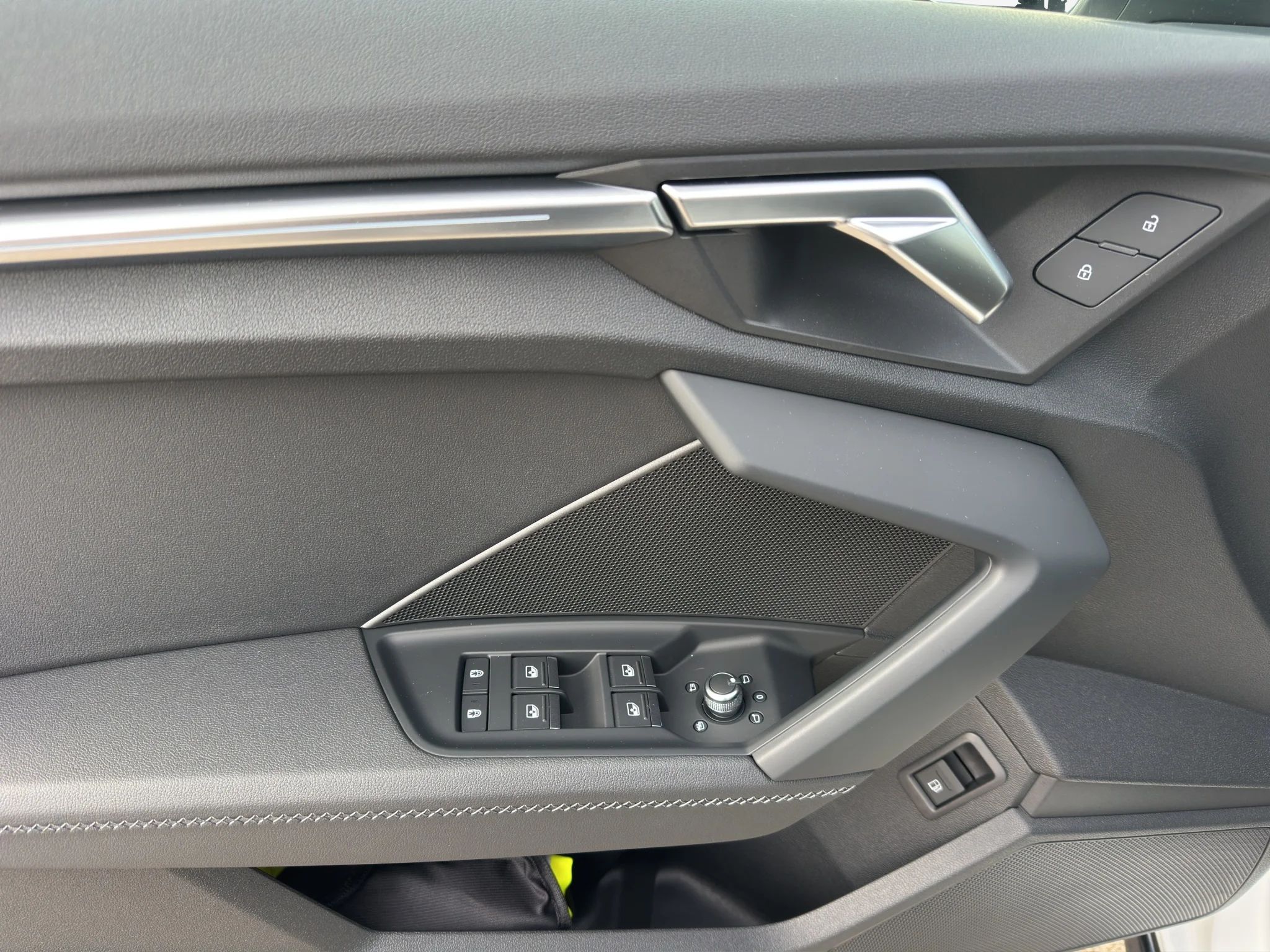 Audi A3 SPORTBACK 40 TFSI S-TRONIC S-LINE EDITION IBRIDA PLUG-IN 2024 — foto 12 di 23