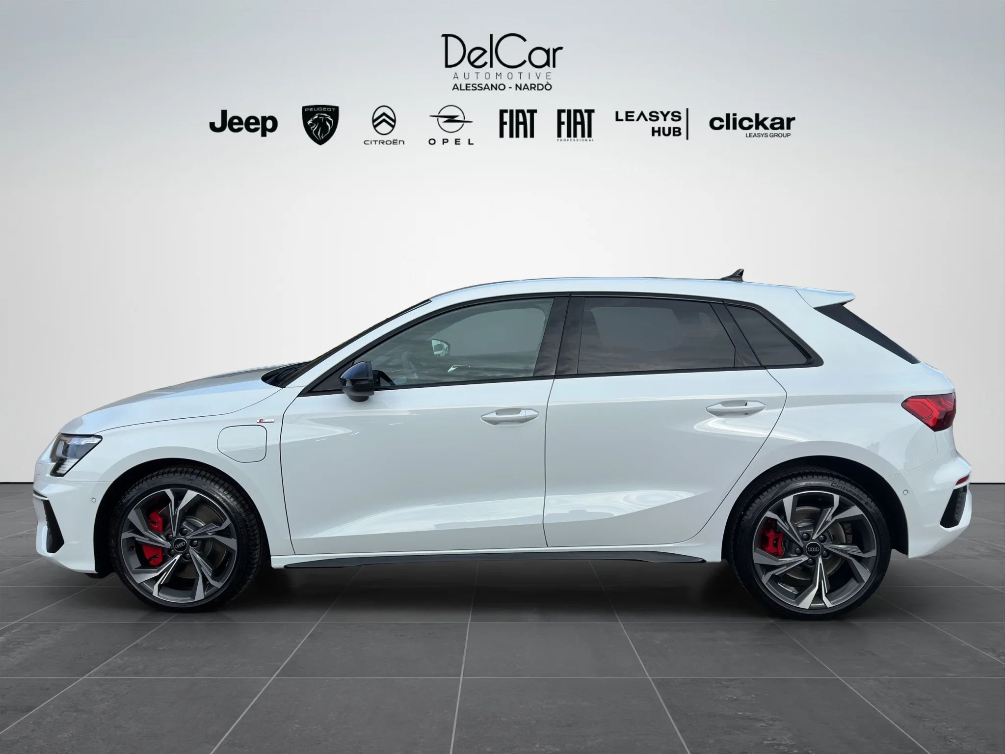 Audi A3 SPORTBACK 40 TFSI S-TRONIC S-LINE EDITION IBRIDA PLUG-IN 2024 — foto 3 di 23