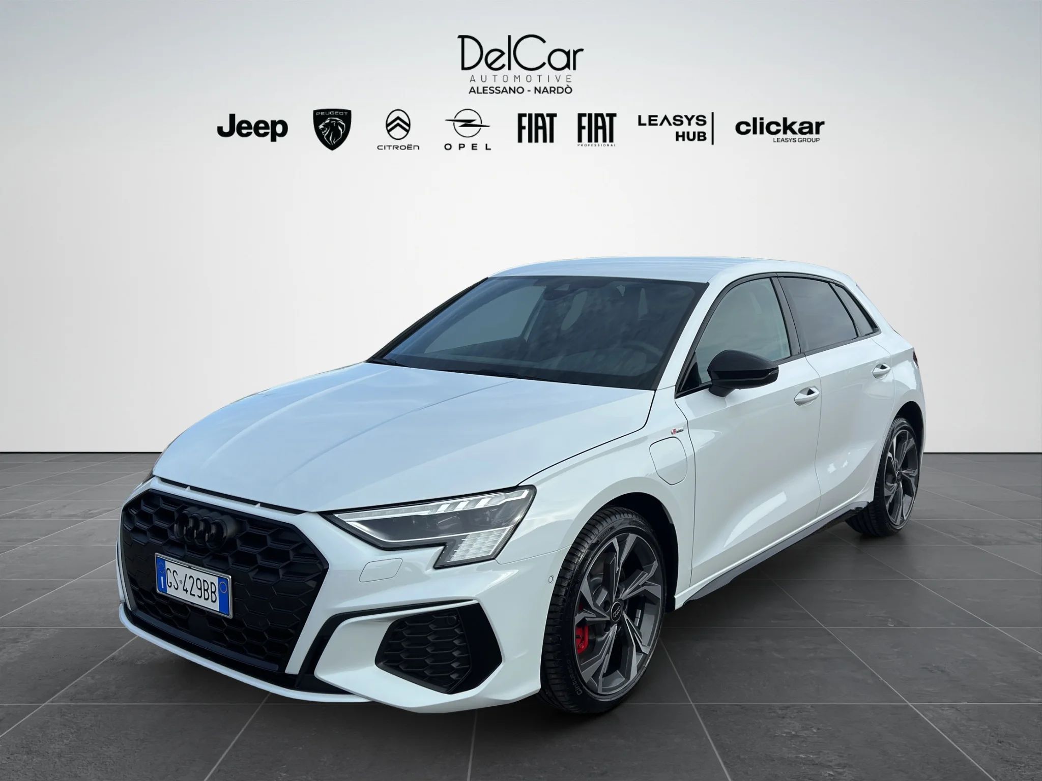 Audi A3 SPORTBACK 40 TFSI S-TRONIC S-LINE EDITION IBRIDA PLUG-IN 2024 — foto 2 di 23