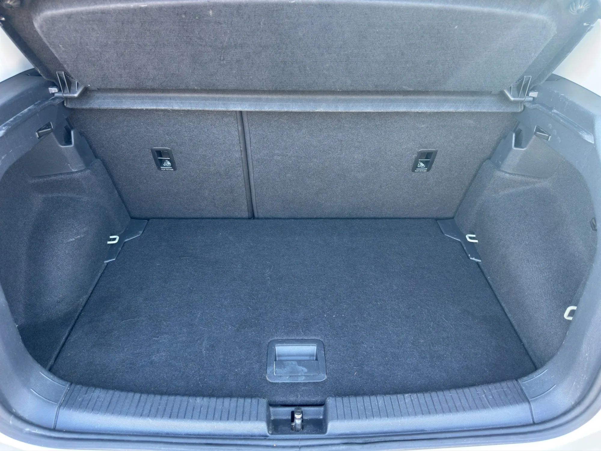 Volkswagen T-Cross 1.0 TSI 95 CV Style 2022 — foto 19 di 21
