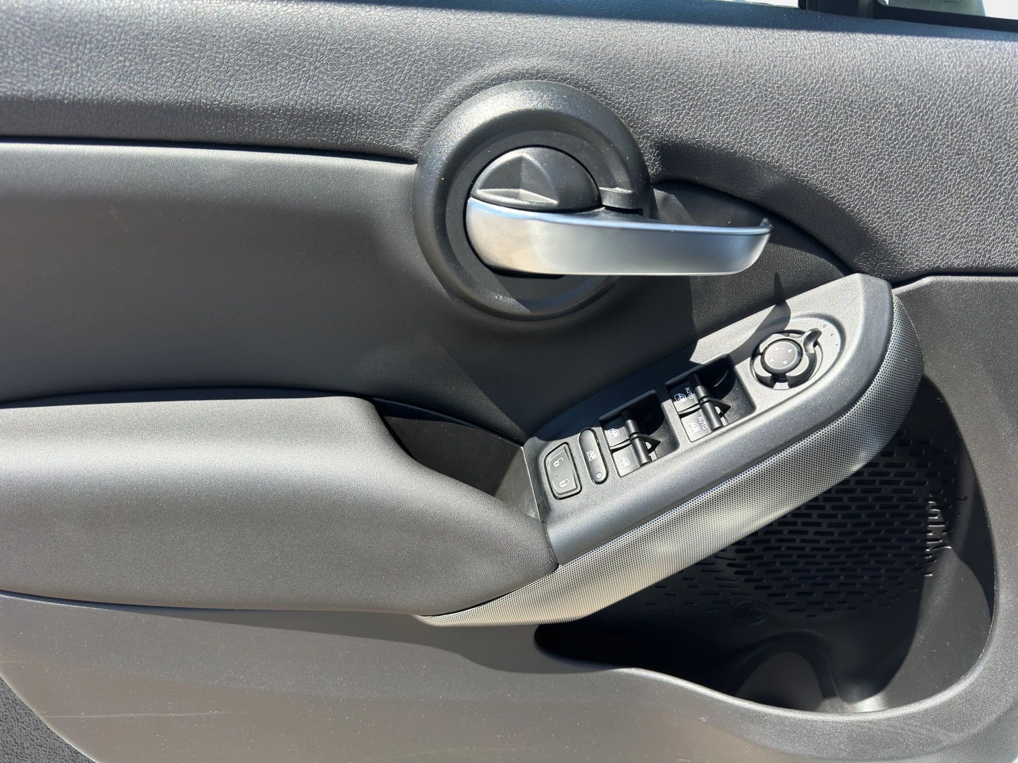 Fiat 500X 1.5 T4 HYBRID SPORT DCT 2023 — foto 12 di 21