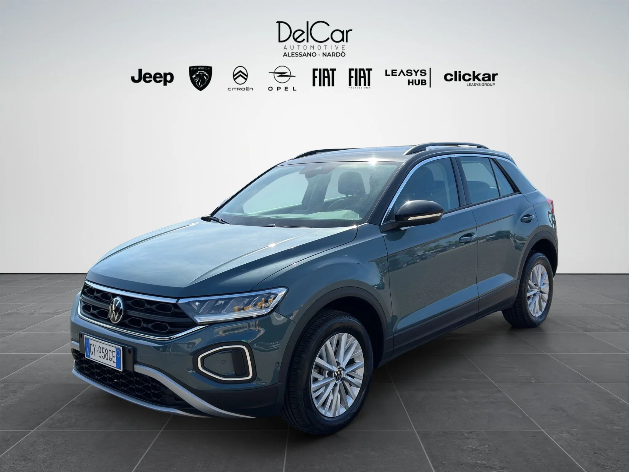 Volkswagen T-Roc 2.0 TDI LIFE 2025 — foto 2 di 18