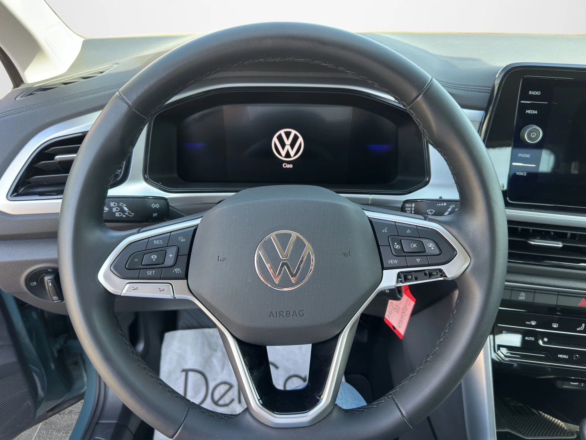 Volkswagen T-Roc 2.0 TDI LIFE 2025 — foto 9 di 18