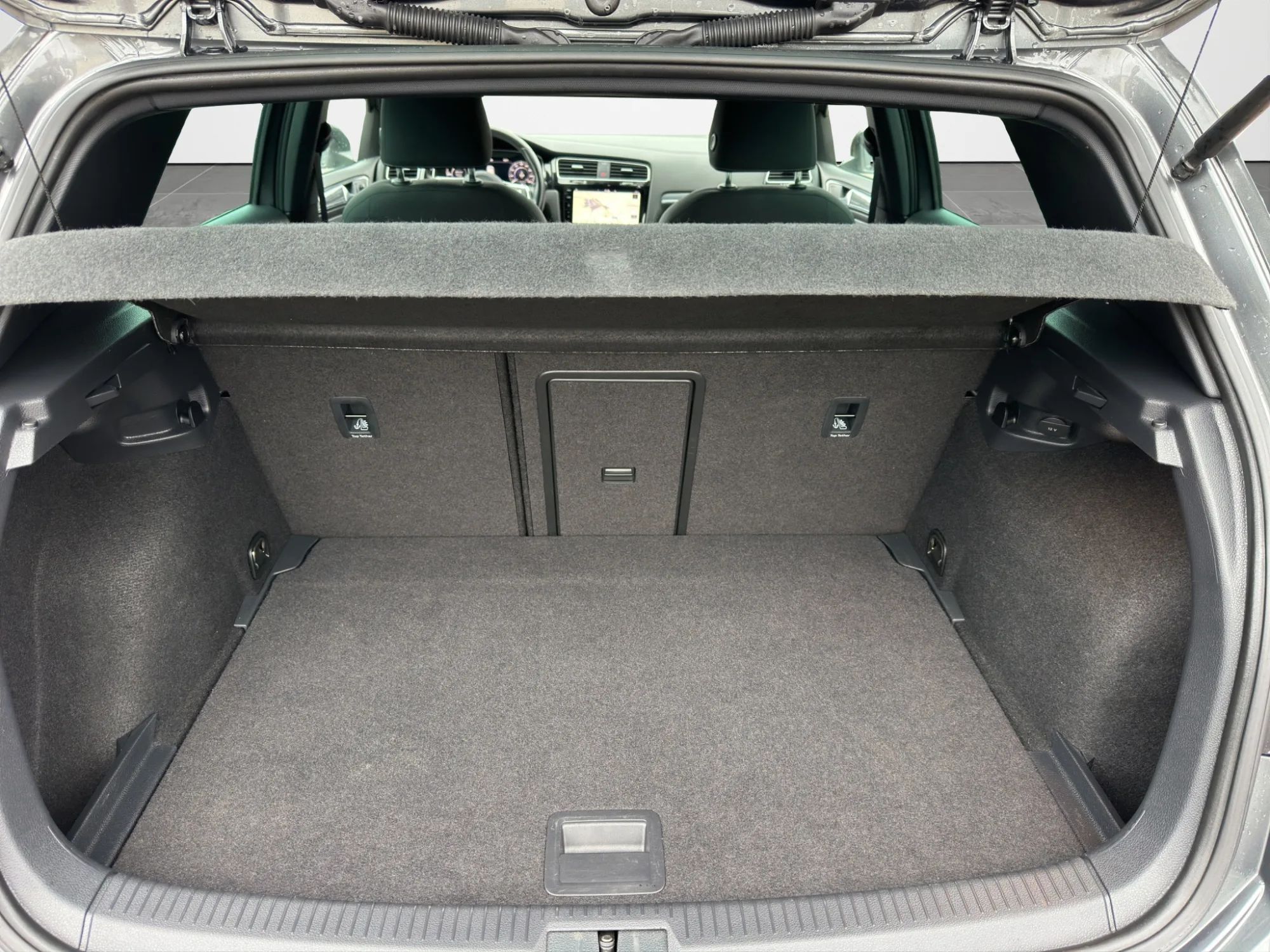 Volkswagen Golf VII Restyling 1.6 TDI 115 Cv. R-Line 2019 — foto 19 di 23