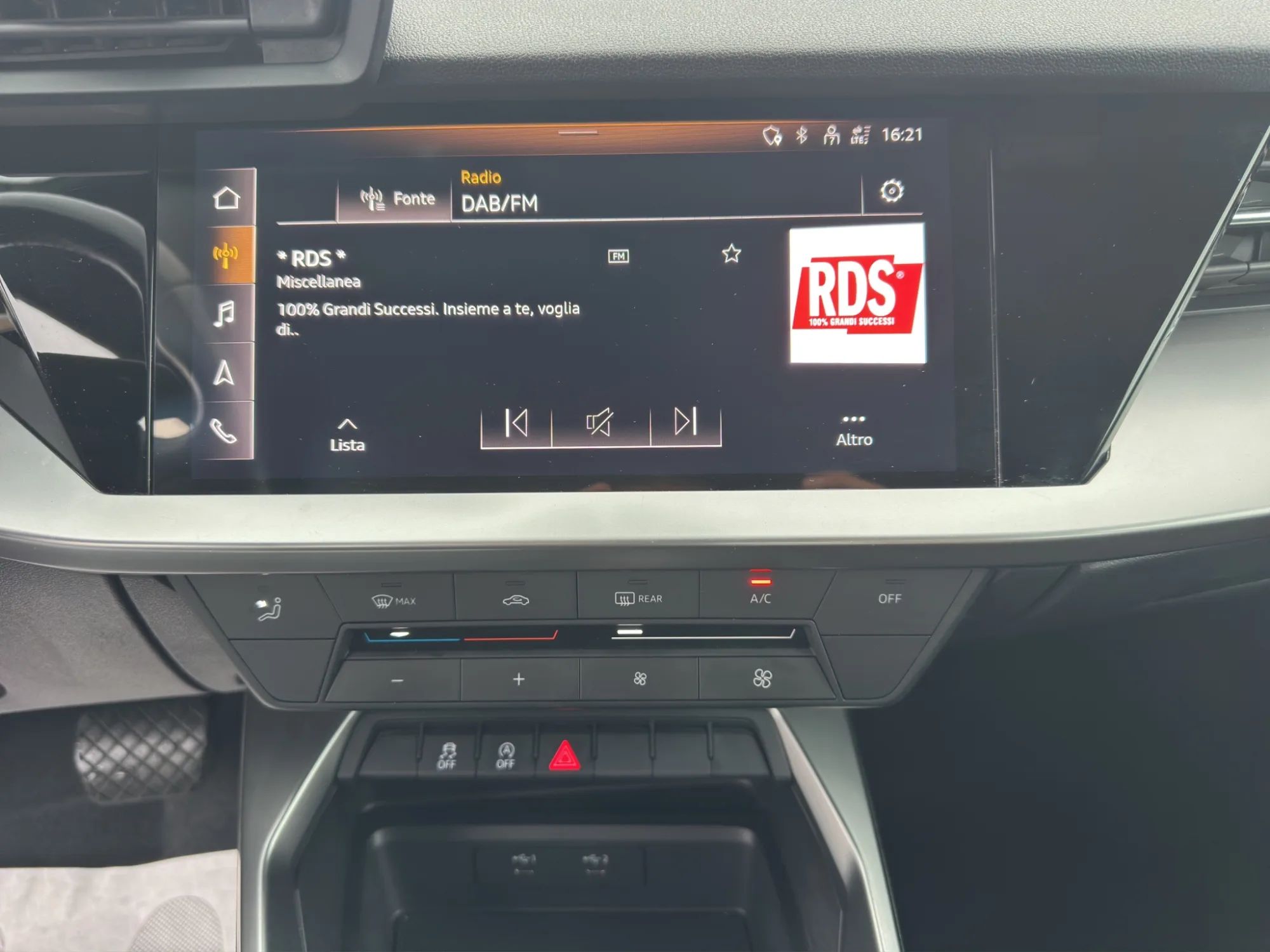 Audi A3 Sportback 30 2.0 TDI 116 Cv. STronic Business 2022 — foto 15 di 22