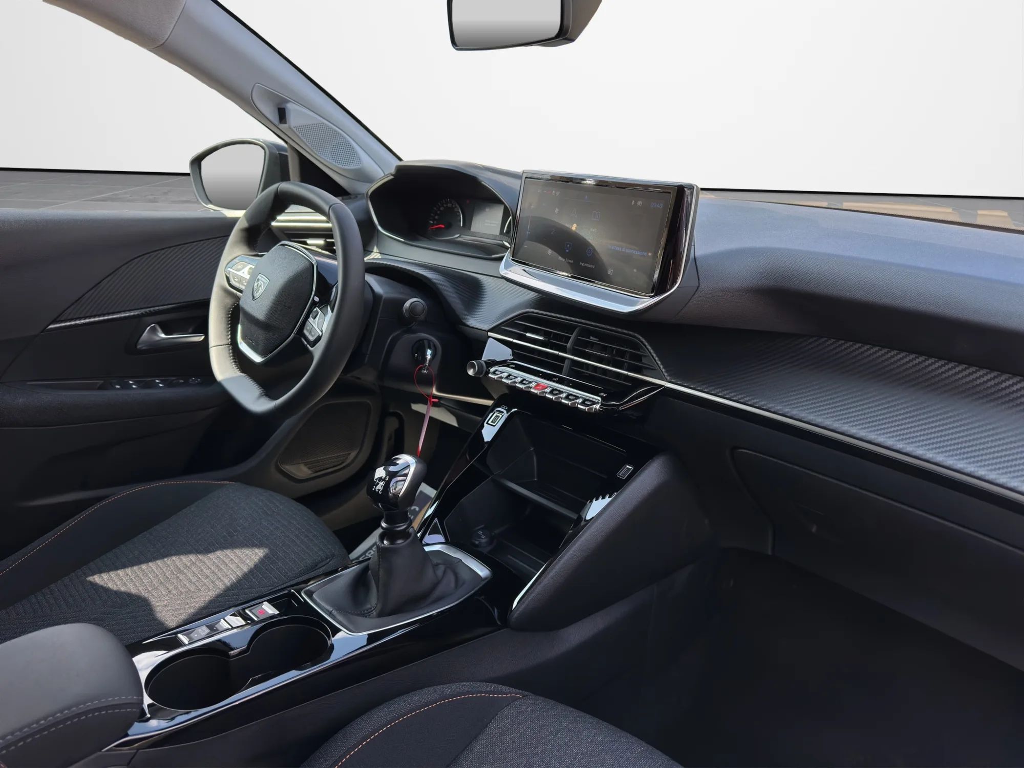 Peugeot 208 Business 2026 — foto 18 di 19