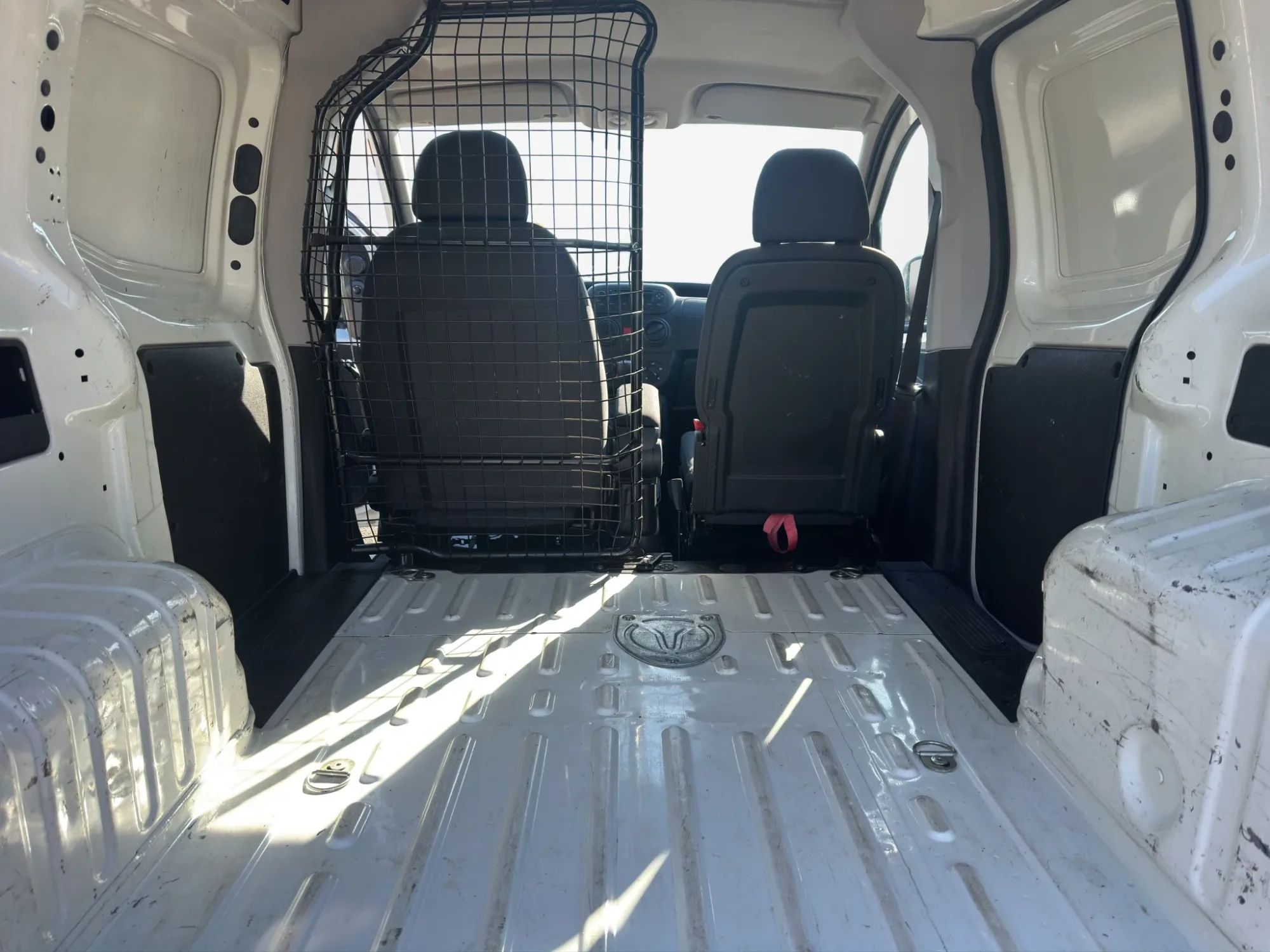Peugeot Bipper 1.3 HDI PREMIUM 2018 — foto 17 di 20