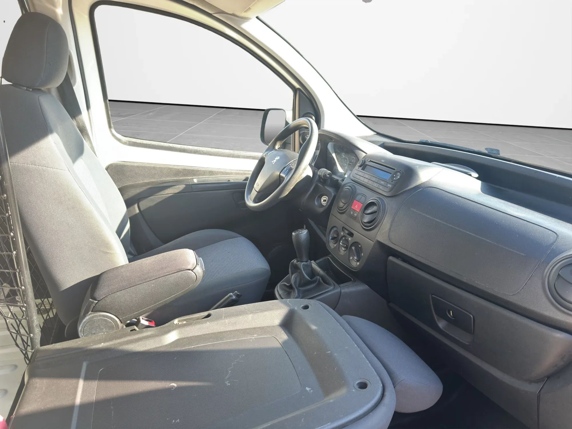 Peugeot Bipper 1.3 HDI PREMIUM 2018 — foto 19 di 20