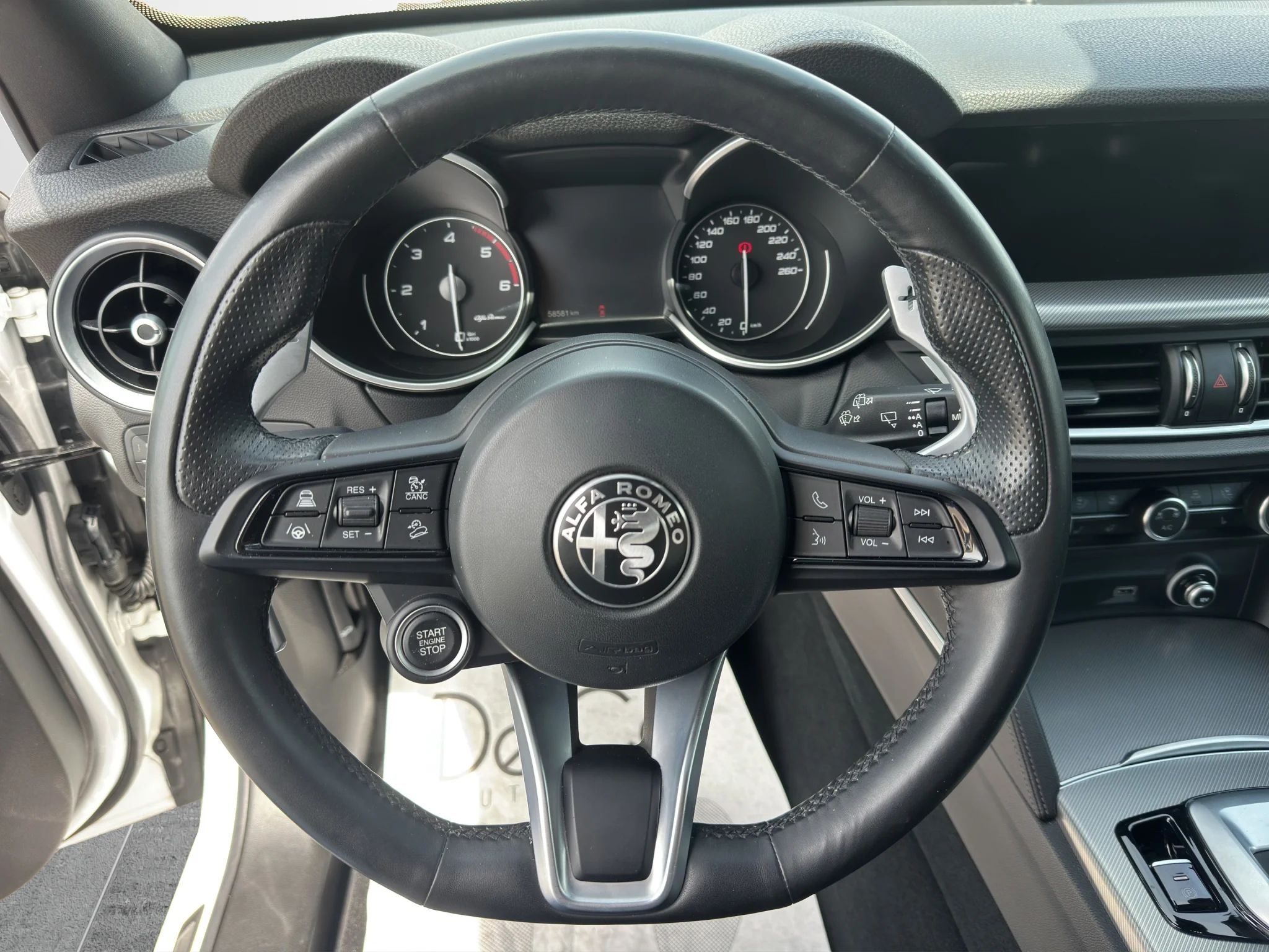Alfa Romeo Stelvio 2.2 TD VELOCE AT8 Q4 2022 — foto 10 di 23