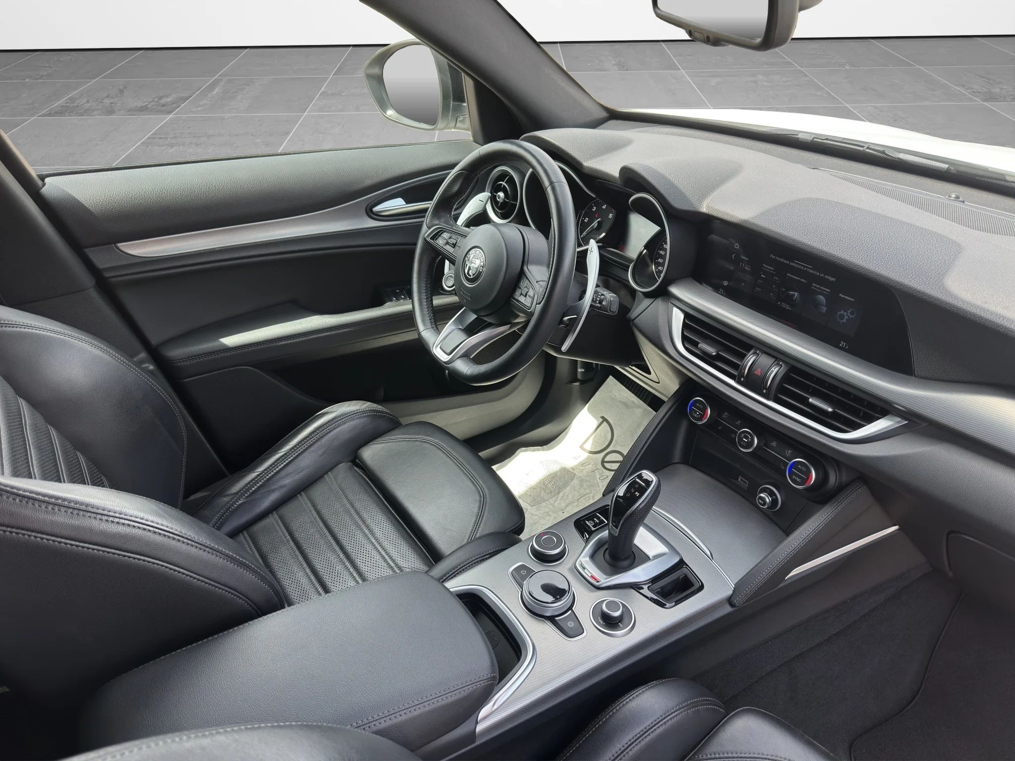 Alfa Romeo Stelvio 2.2 TD VELOCE AT8 Q4 2022 — foto 18 di 23