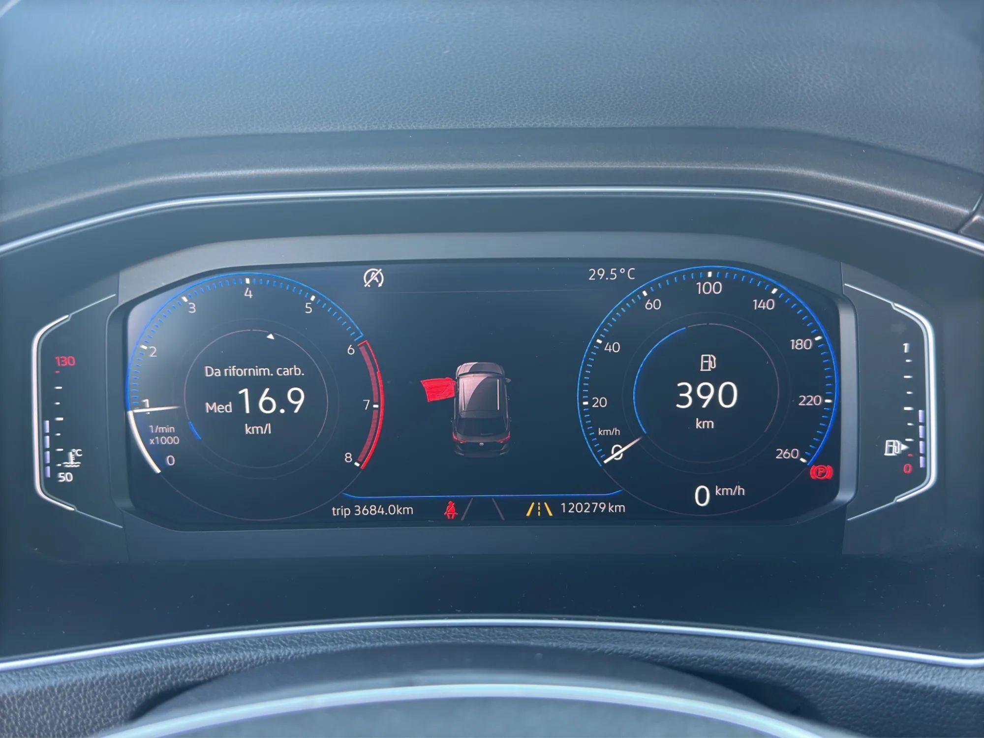 Volkswagen T-Roc 1.0 TSI 115 Cv Style 2019 — foto 11 di 20