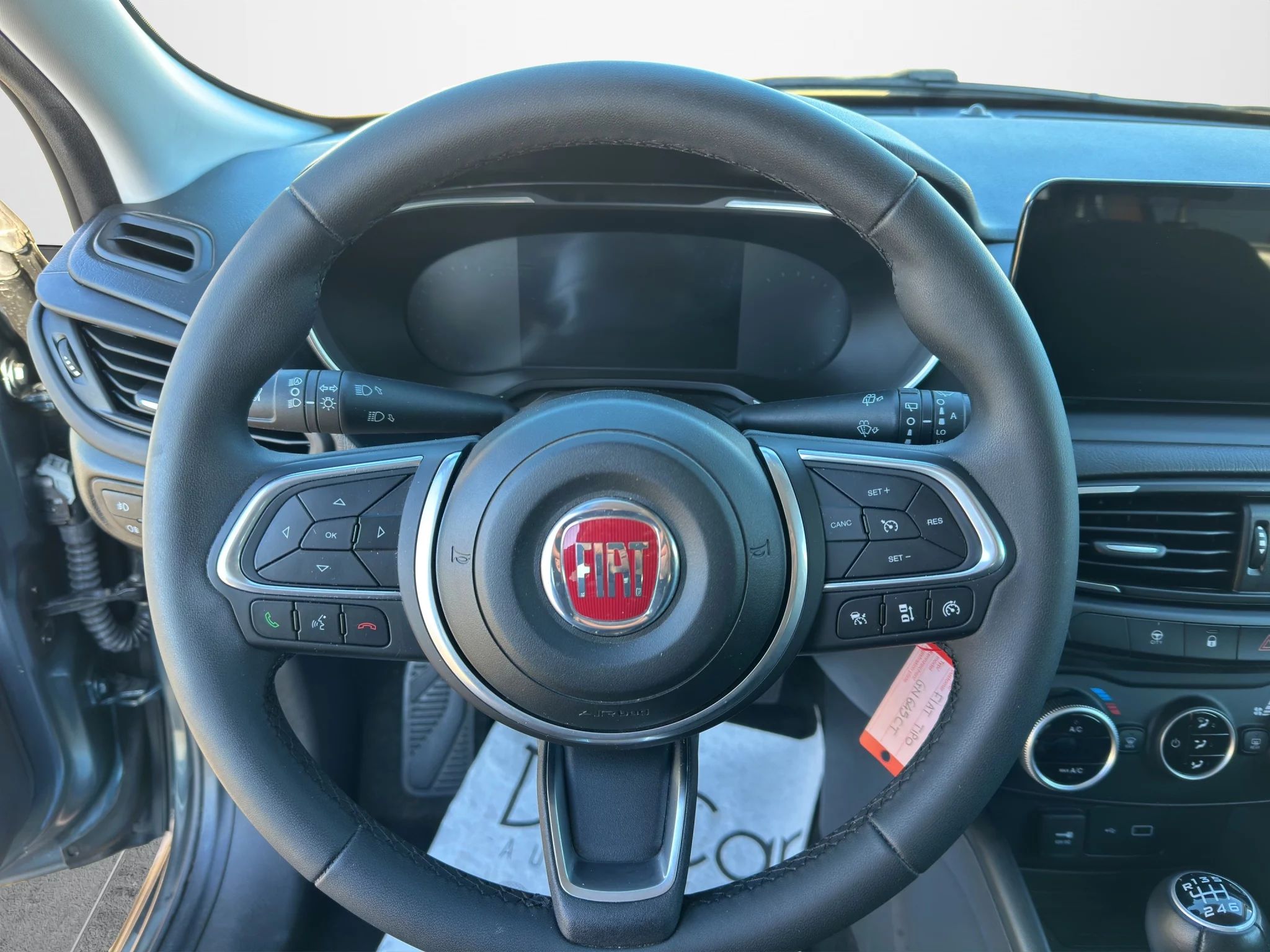 Fiat Tipo STATION WAGON CROSS 1.6 MJT 2023 — foto 10 di 21