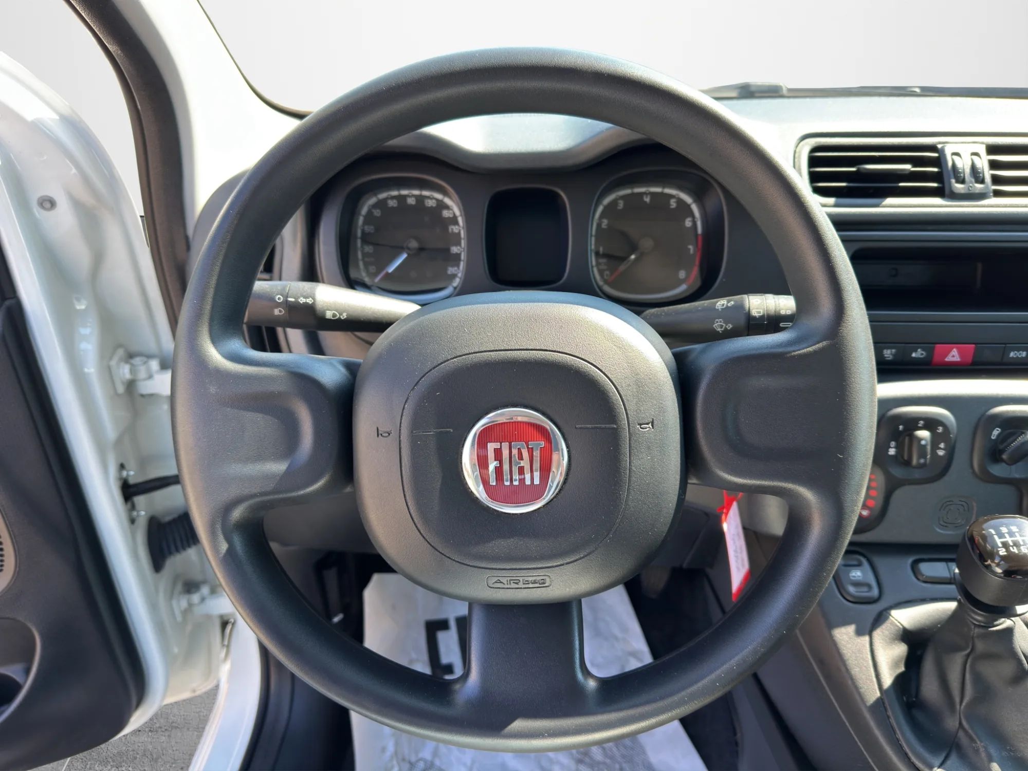 Fiat Panda 1.0 70 Cv. Hybrid 2022 — foto 9 di 20