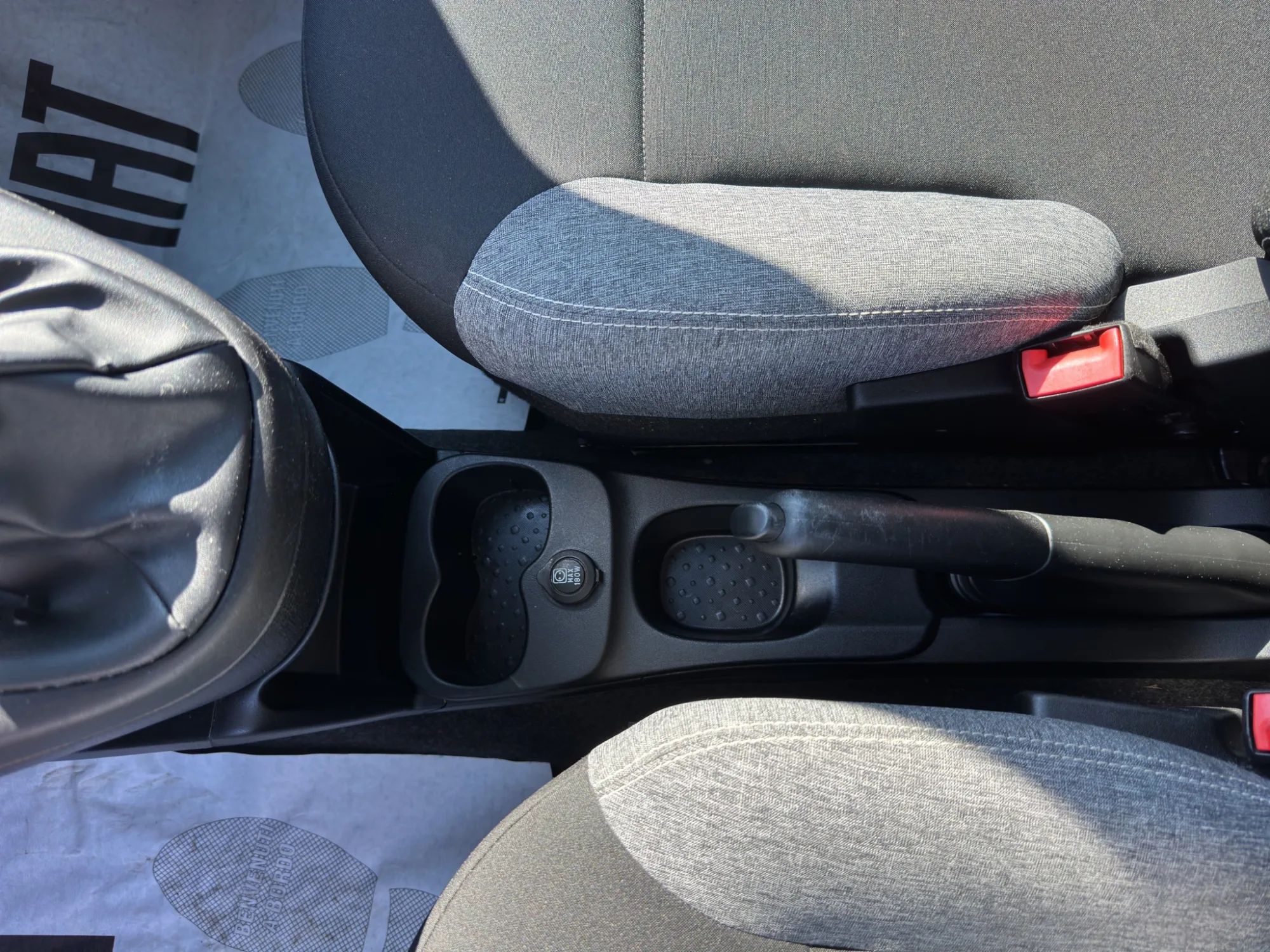 Fiat Panda 1.0 70 Cv. Hybrid 2022 — foto 16 di 20