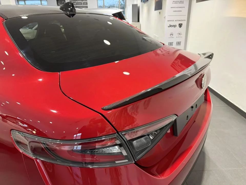 Alfa Romeo Giulia QUADRIFOGLIO 2.9 V6 BI-TURBO 2026 — foto 24 di 24