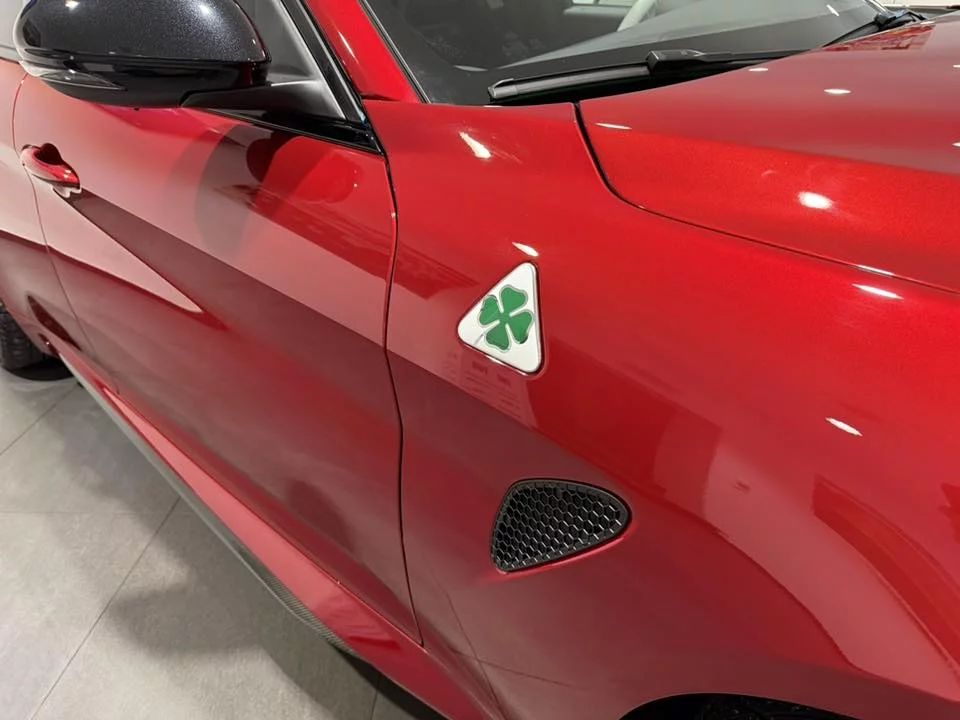 Alfa Romeo Giulia QUADRIFOGLIO 2.9 V6 BI-TURBO 2026 — foto 6 di 24