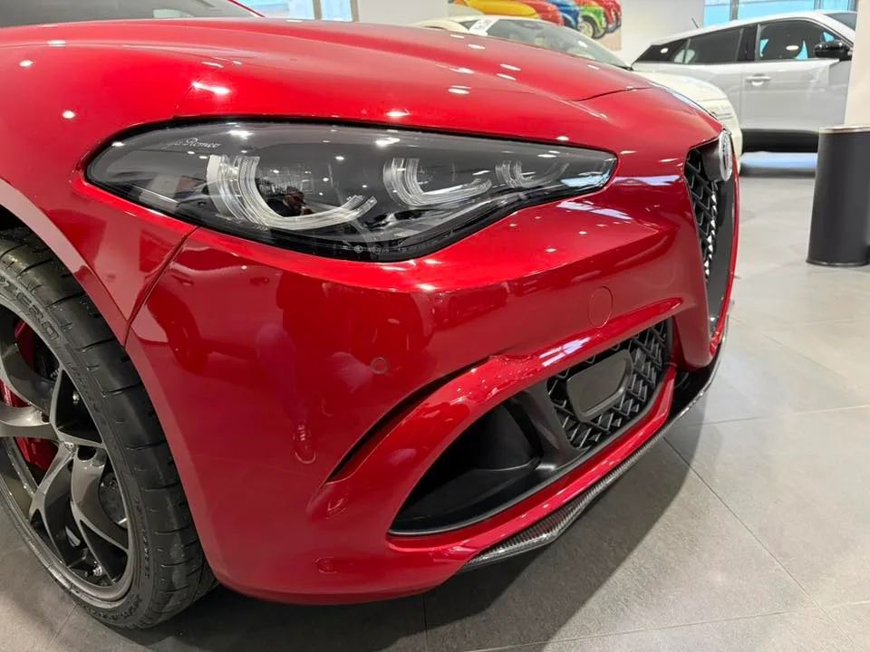 Alfa Romeo Giulia QUADRIFOGLIO 2.9 V6 BI-TURBO 2026 — foto 7 di 24