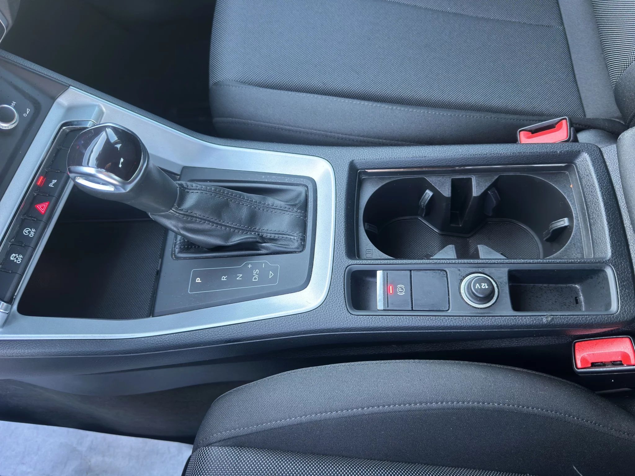 Audi Q3 35 TDI S-TRONIC BUSINESS ADVANCED 2022 — foto 17 di 22