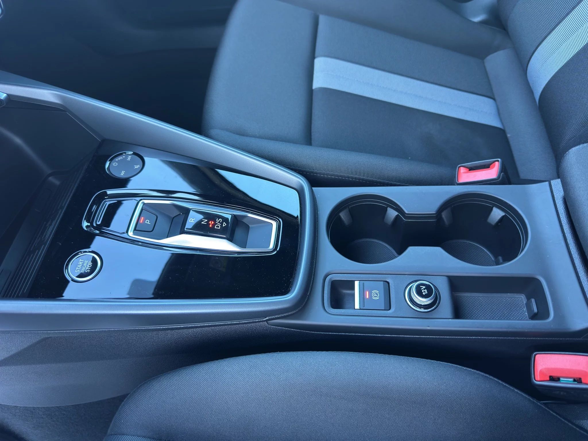 Audi A3 ALLSTREET 35 TDI 2.0 S-TRONIC BUSINESS ADVANCED 2024 — foto 17 di 22