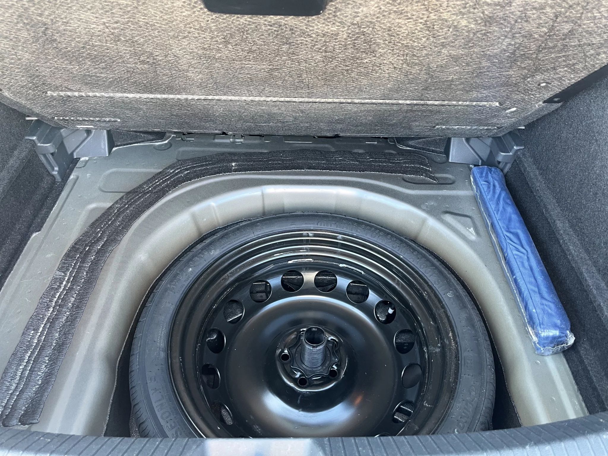 Volkswagen Taigo 1.0 TSI DSG LIFE 2022 — foto 20 di 21