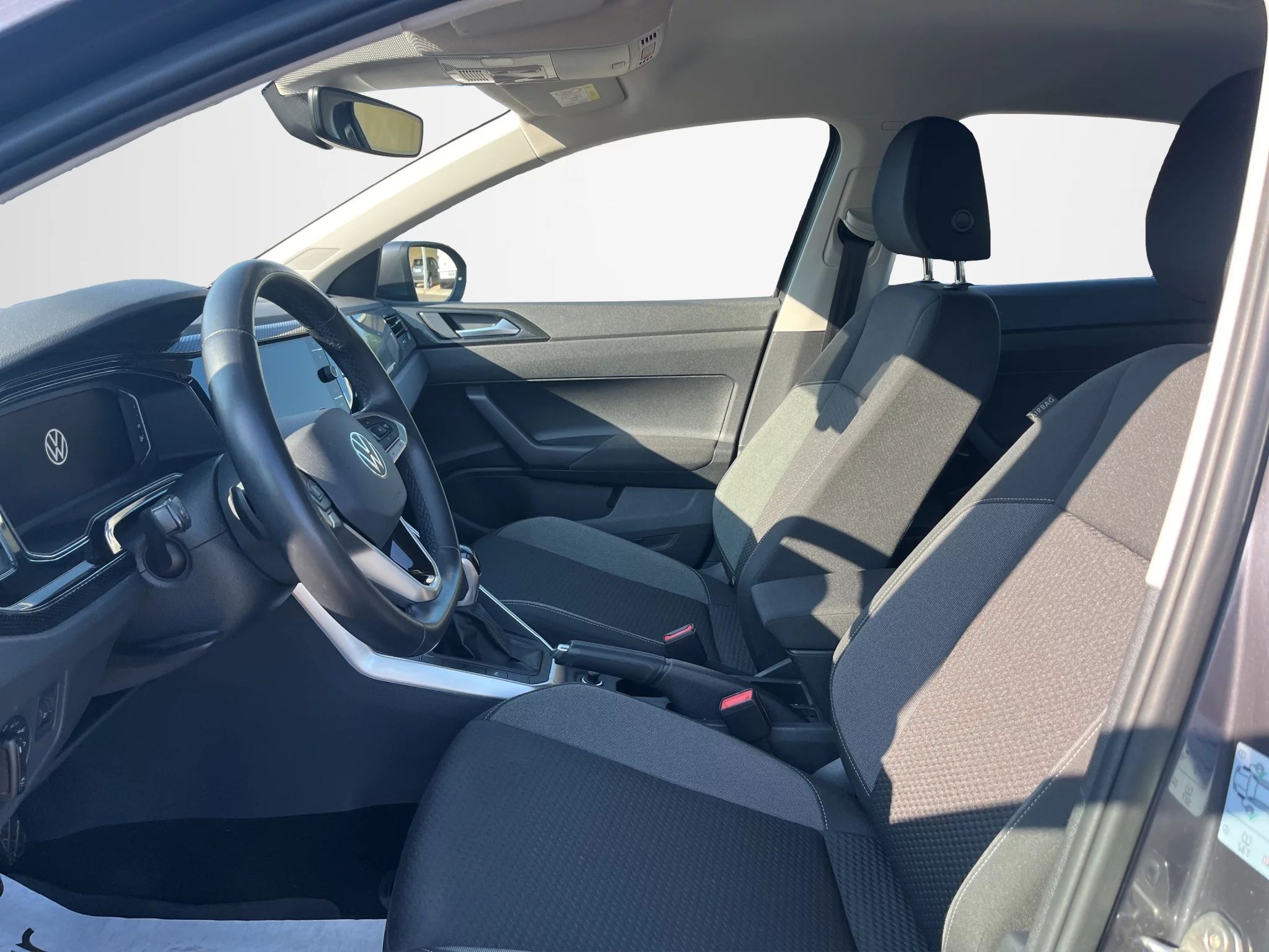 Volkswagen Taigo 1.0 TSI DSG LIFE 2022 — foto 9 di 21
