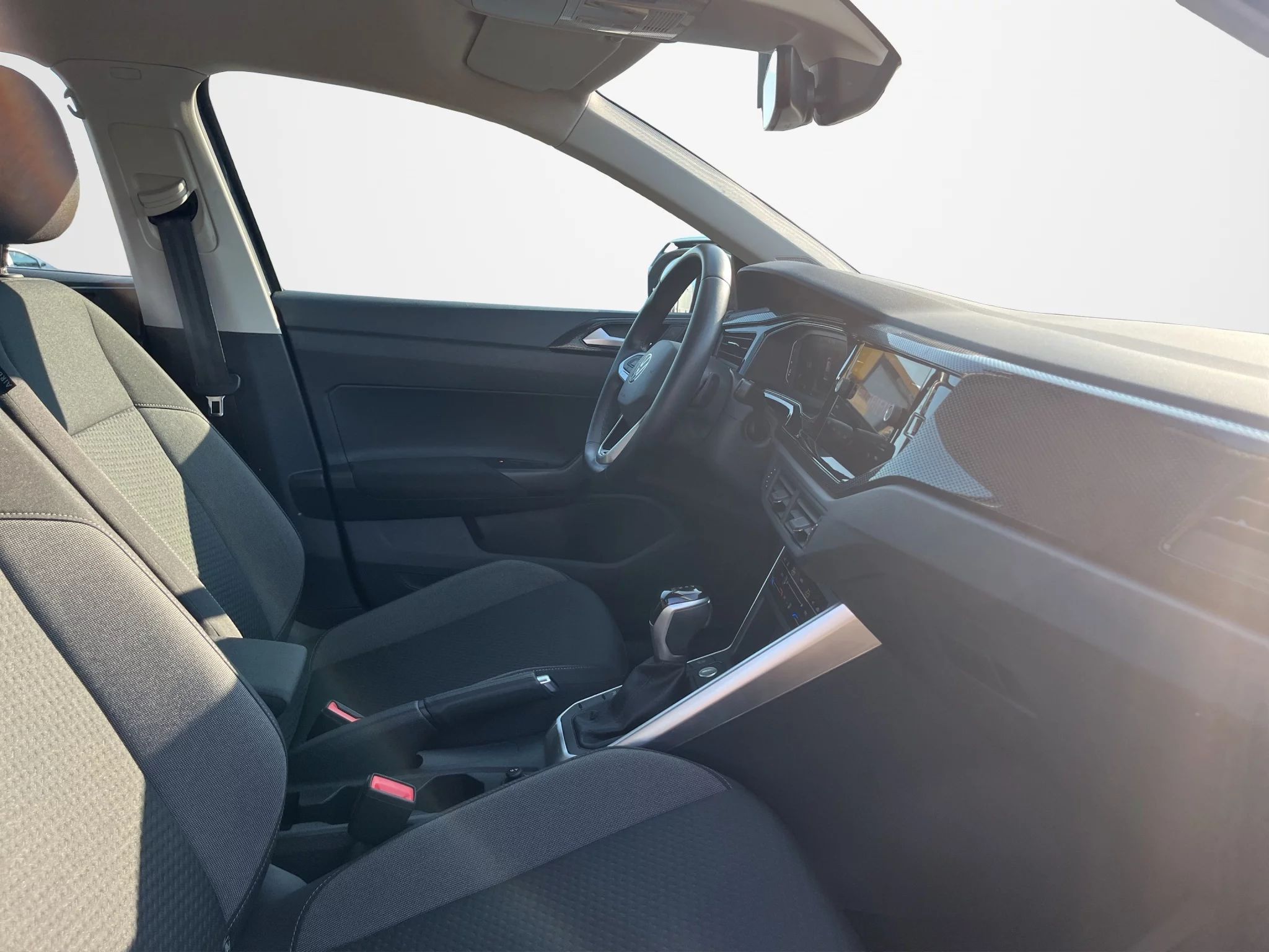 Volkswagen Taigo 1.0 TSI DSG LIFE 2022 — foto 18 di 21
