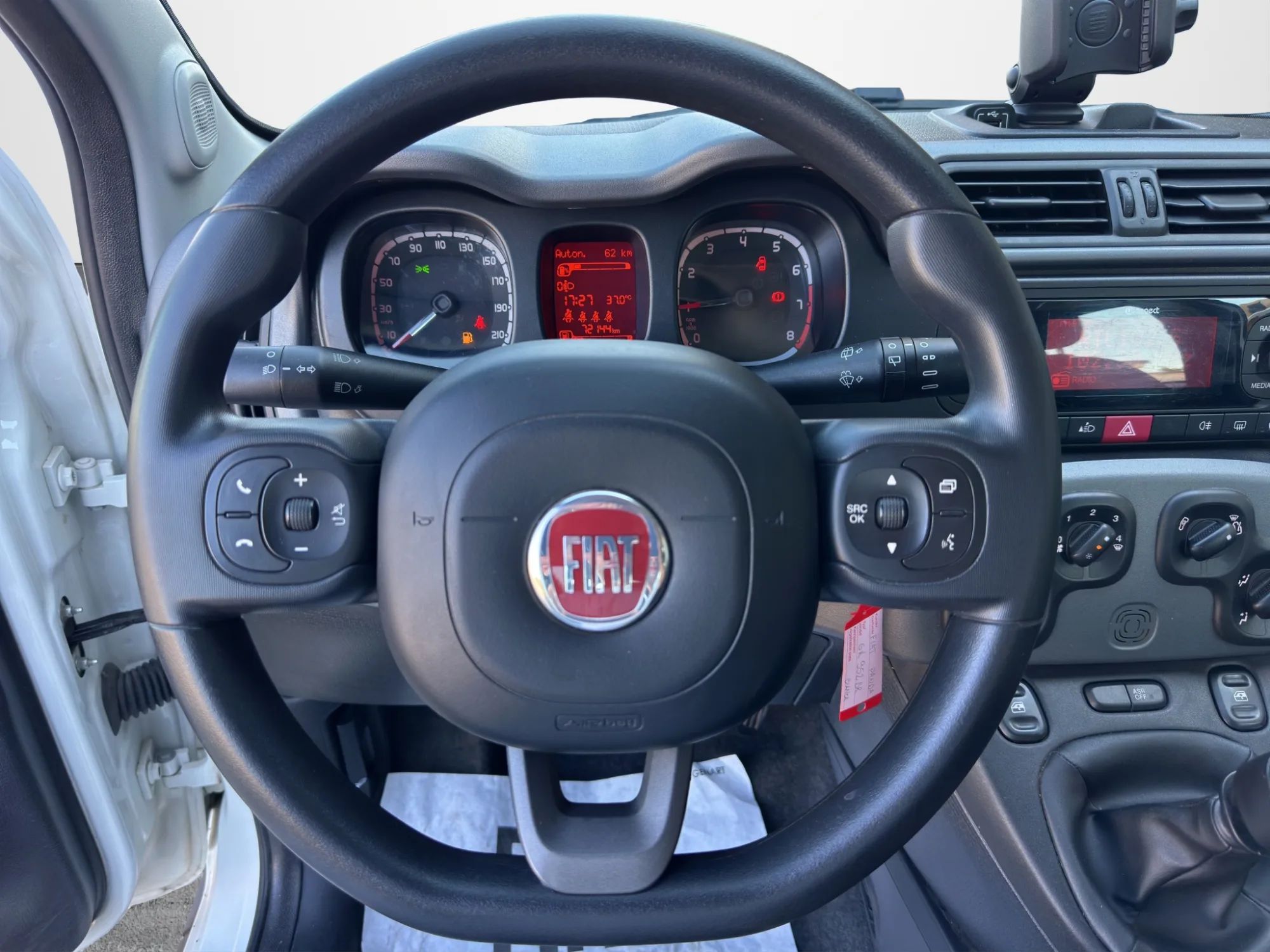 Fiat Panda Fiat Panda 1.0 70 Cv. Hybrid City Life 2022 — foto 10 di 21