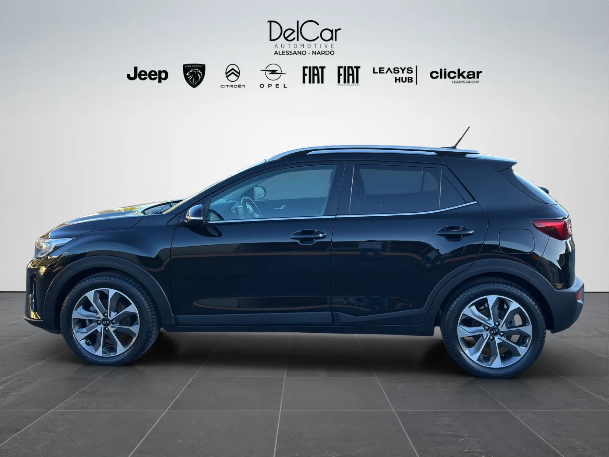 Kia Stonic T-Gdi 120 Cv. Energy 2018 — foto 3 di 21