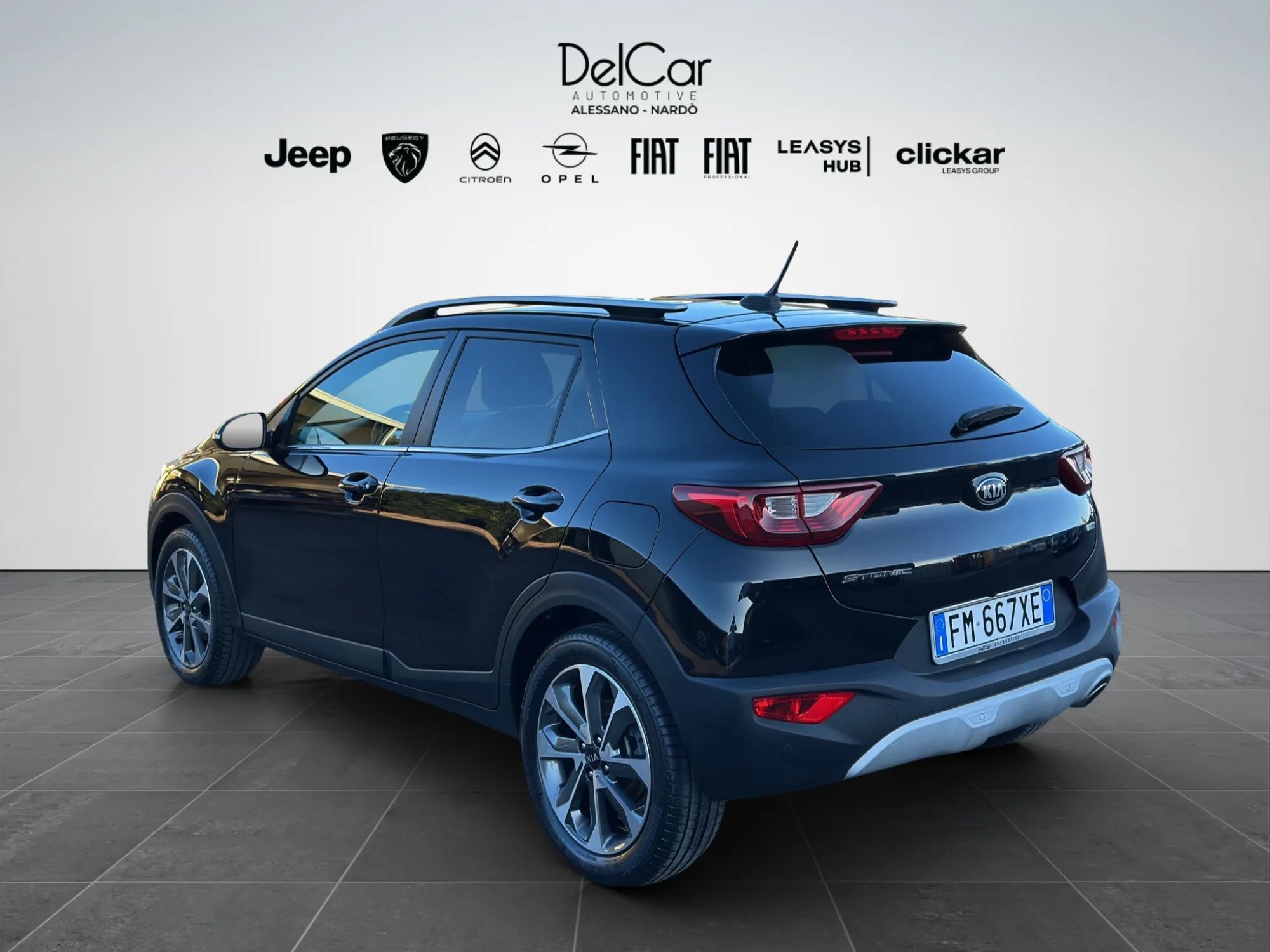 Kia Stonic T-Gdi 120 Cv. Energy 2018 — foto 4 di 21
