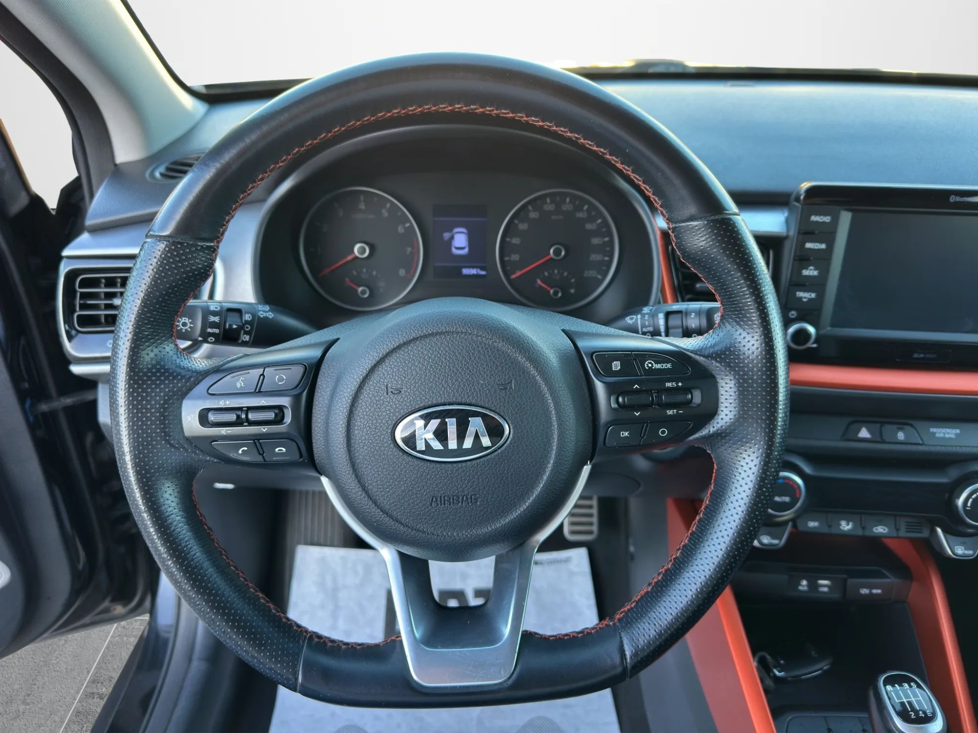 Kia Stonic T-Gdi 120 Cv. Energy 2018 — foto 9 di 21