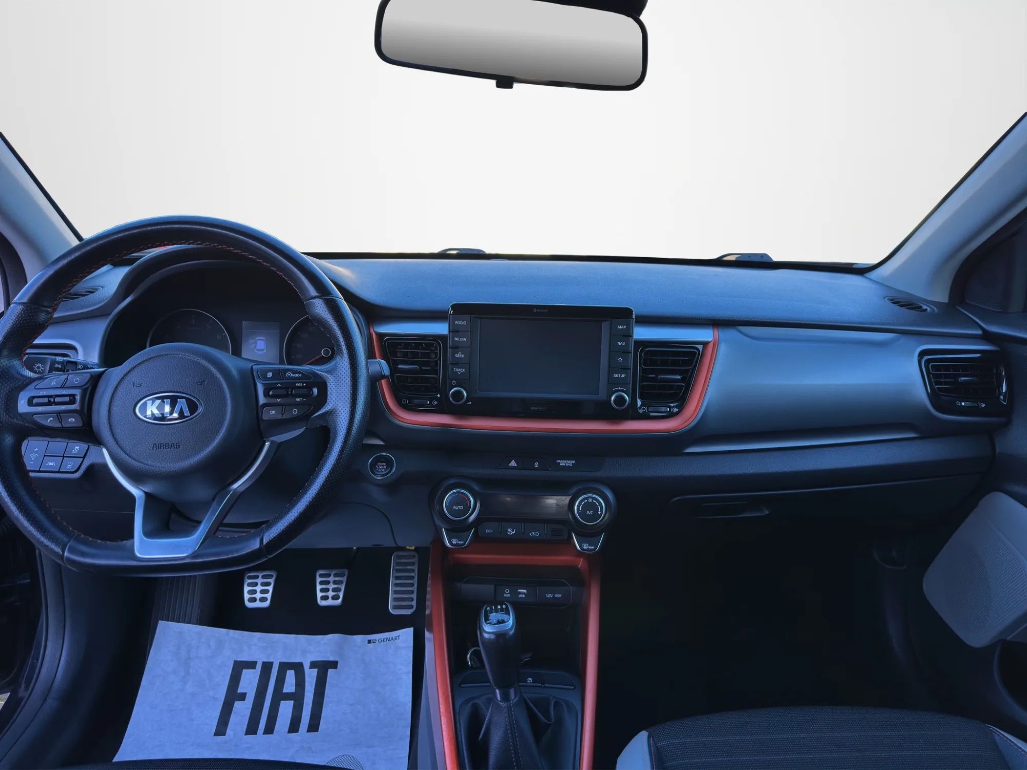 Kia Stonic T-Gdi 120 Cv. Energy 2018 — foto 13 di 21