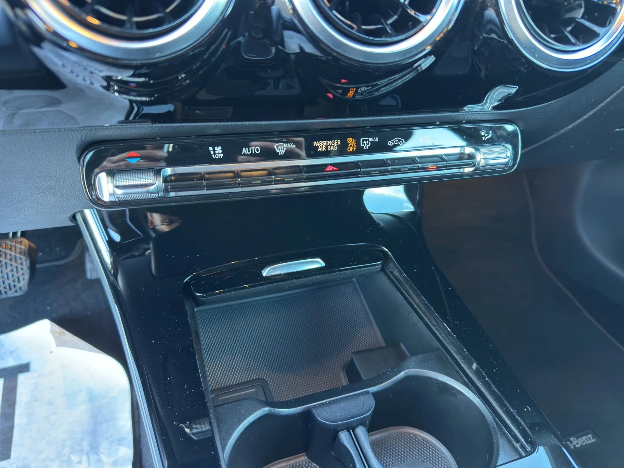 Mercedes-Benz Classe A A 250 224 Cv Automatic Business 2020 — foto 16 di 23