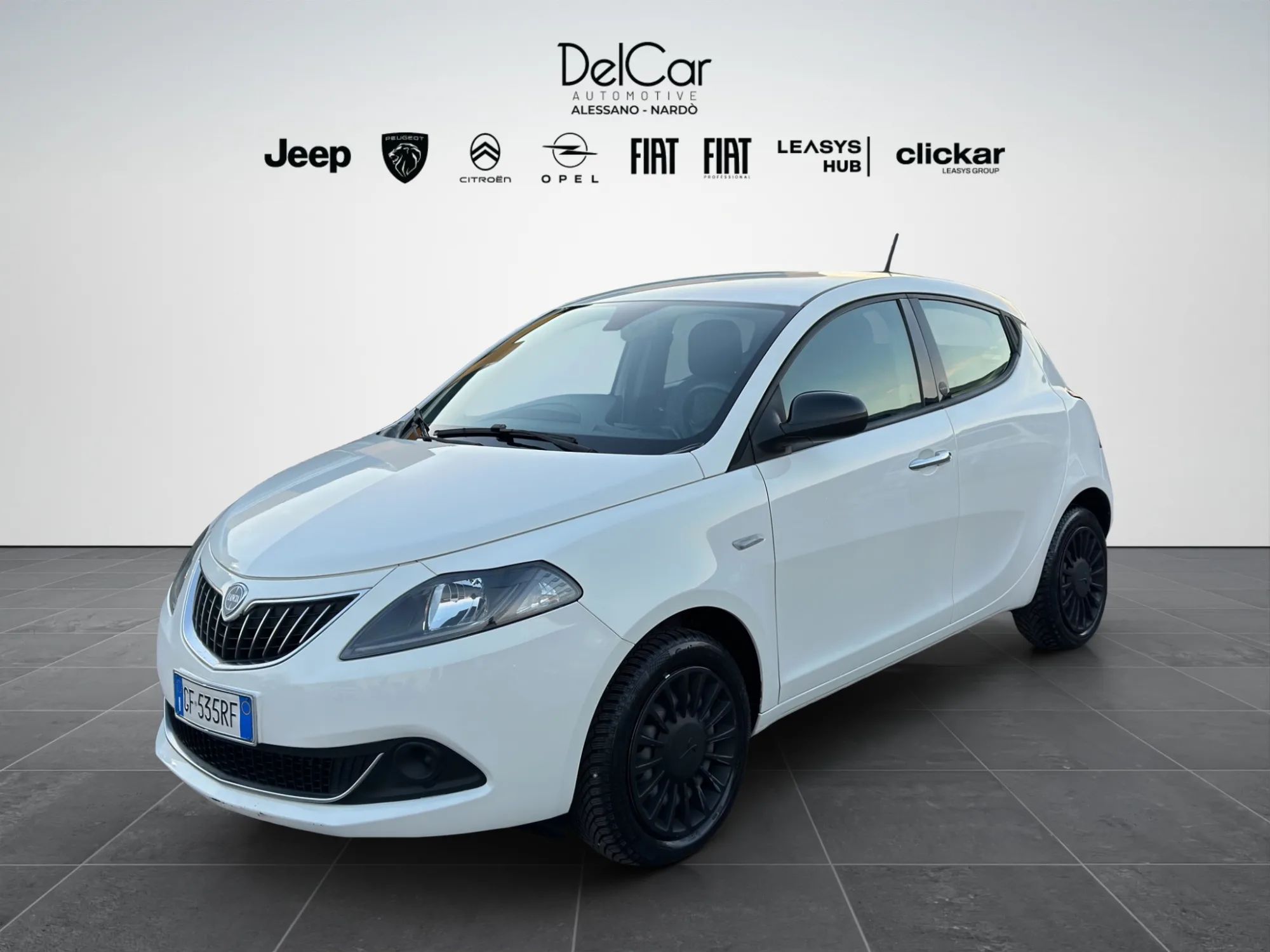 Lancia Ypsilon 1.0 70 Cv. Hybrid Ecochic Silver 2021 — foto 2 di 18