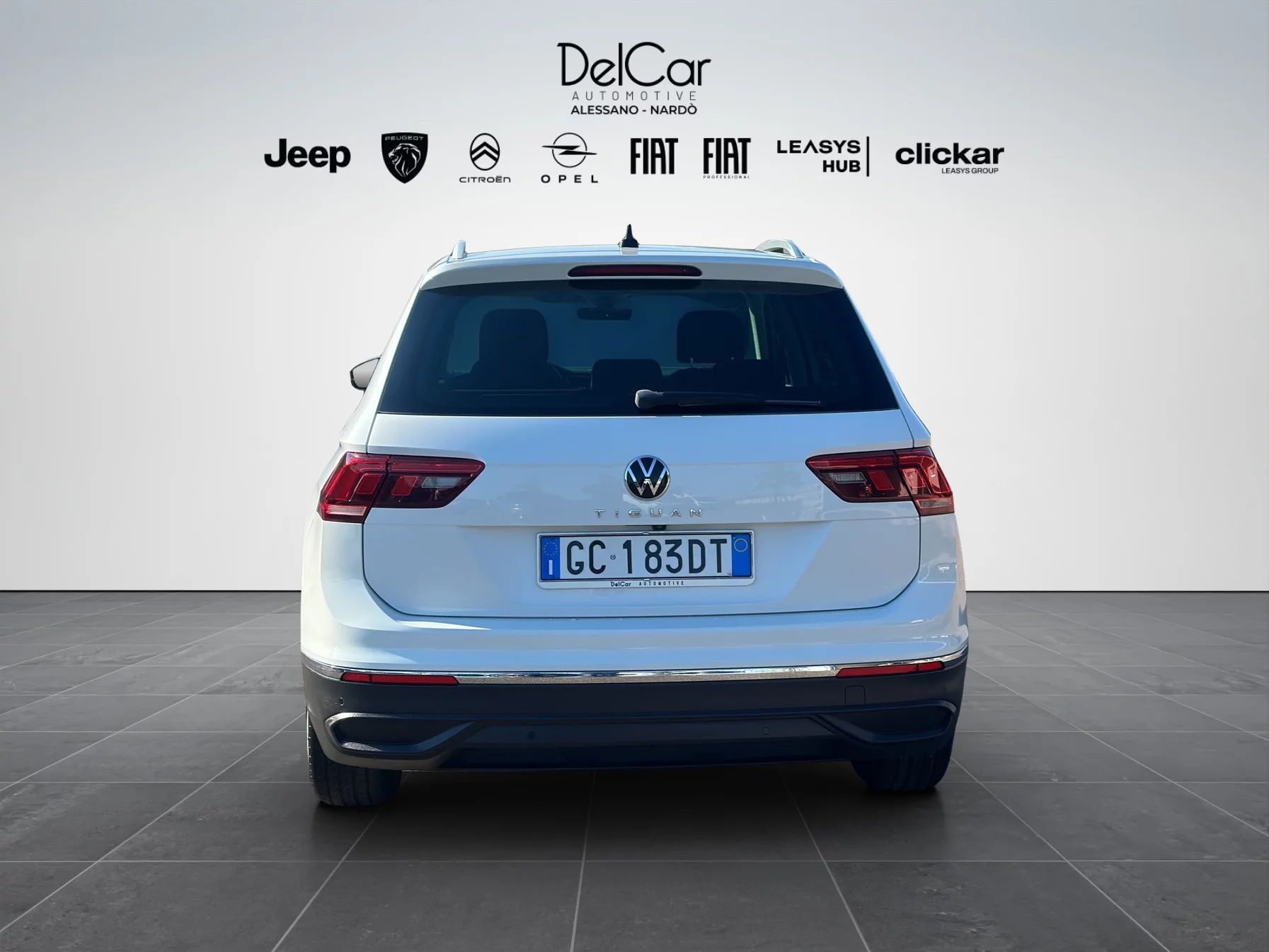 Volkswagen Tiguan 2.0 TDI LIFE 2021 — foto 4 di 21