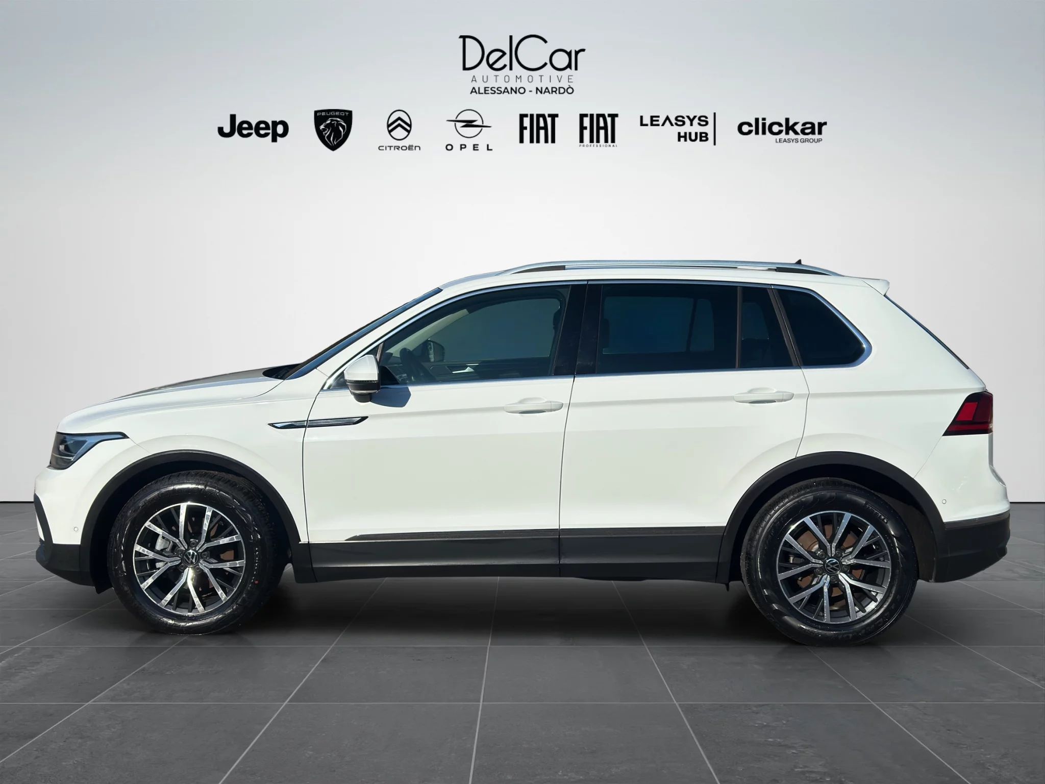 Volkswagen Tiguan 2.0 TDI LIFE 2021 — foto 3 di 21