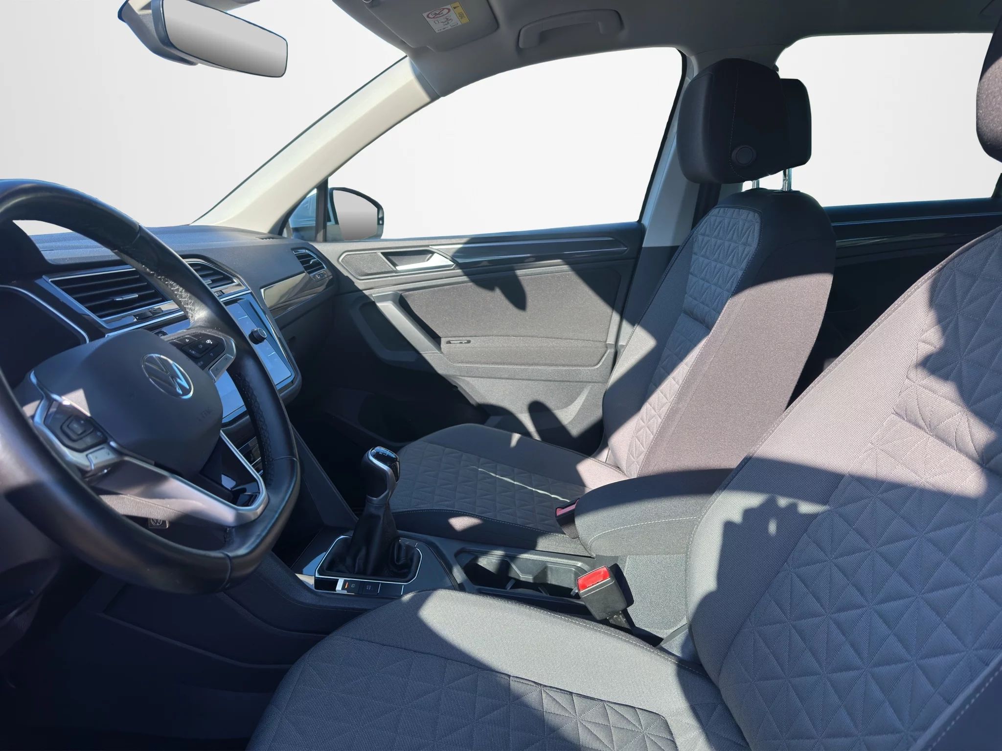 Volkswagen Tiguan 2.0 TDI LIFE 2021 — foto 8 di 21