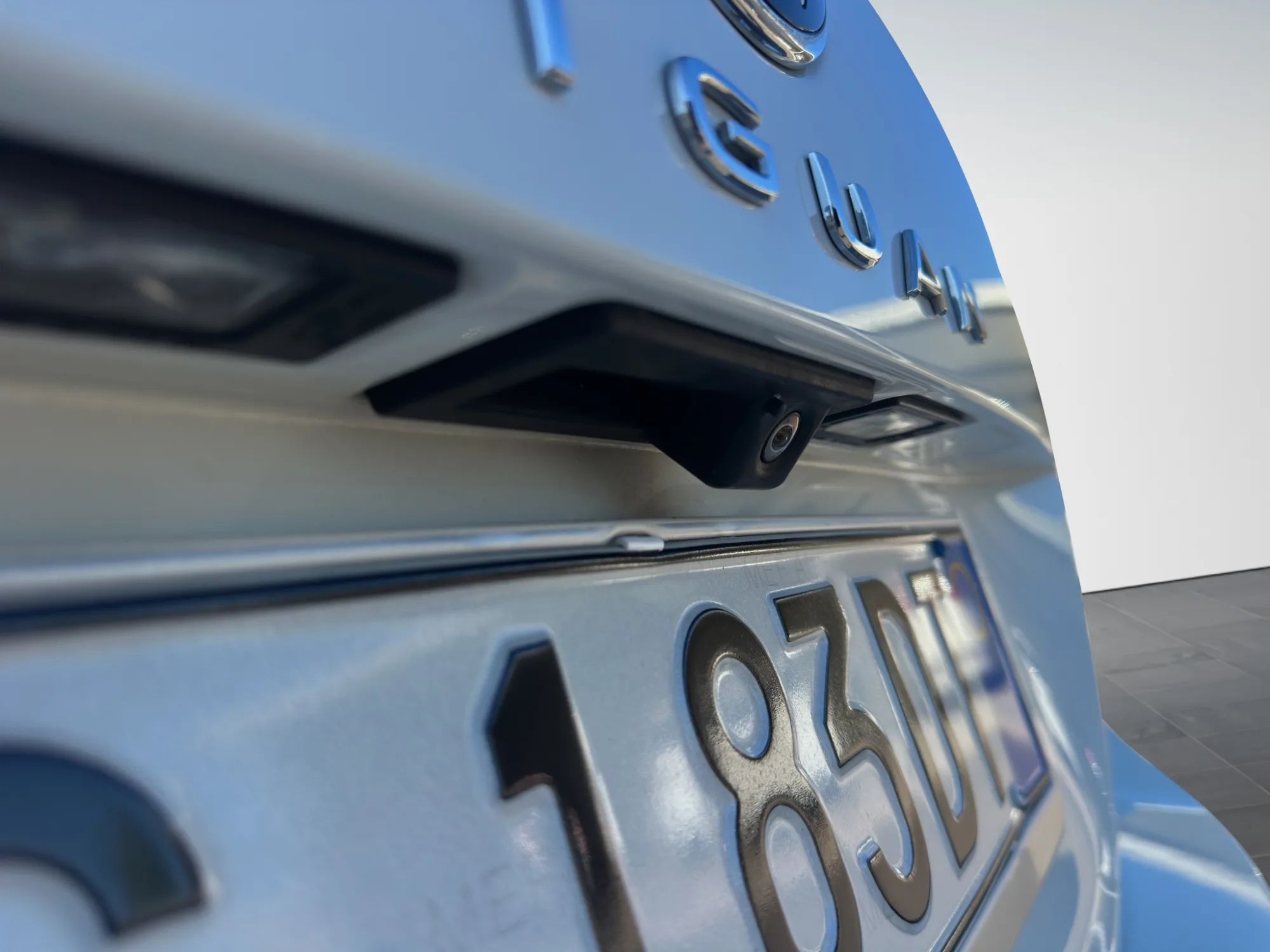 Volkswagen Tiguan 2.0 TDI LIFE 2021 — foto 21 di 21